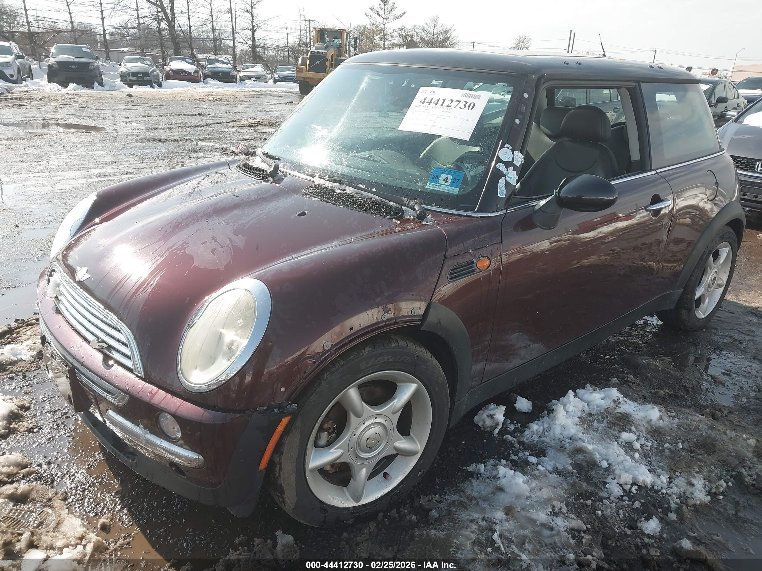 MINI COOPER image 2