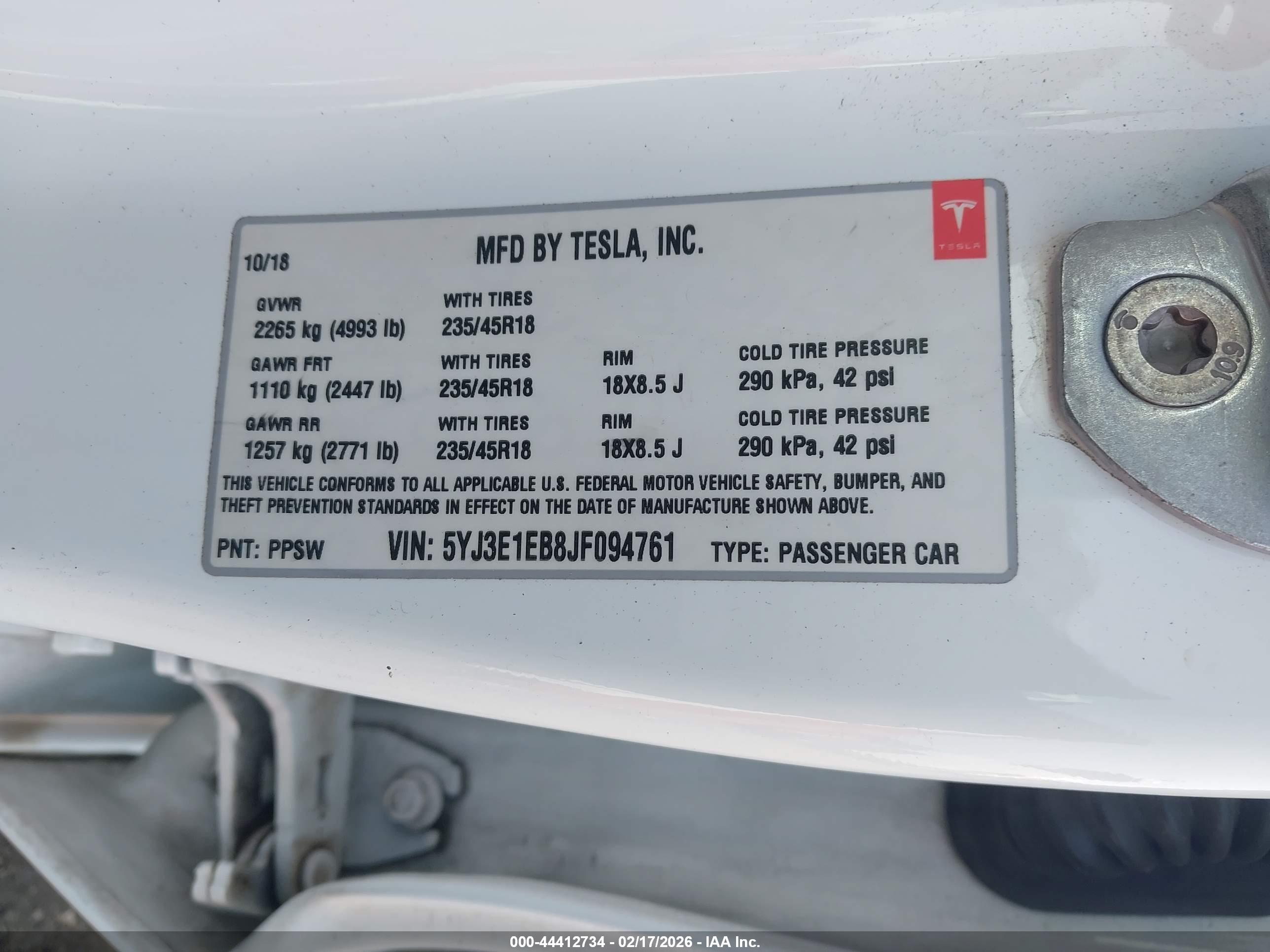 TESLA MODEL image 9