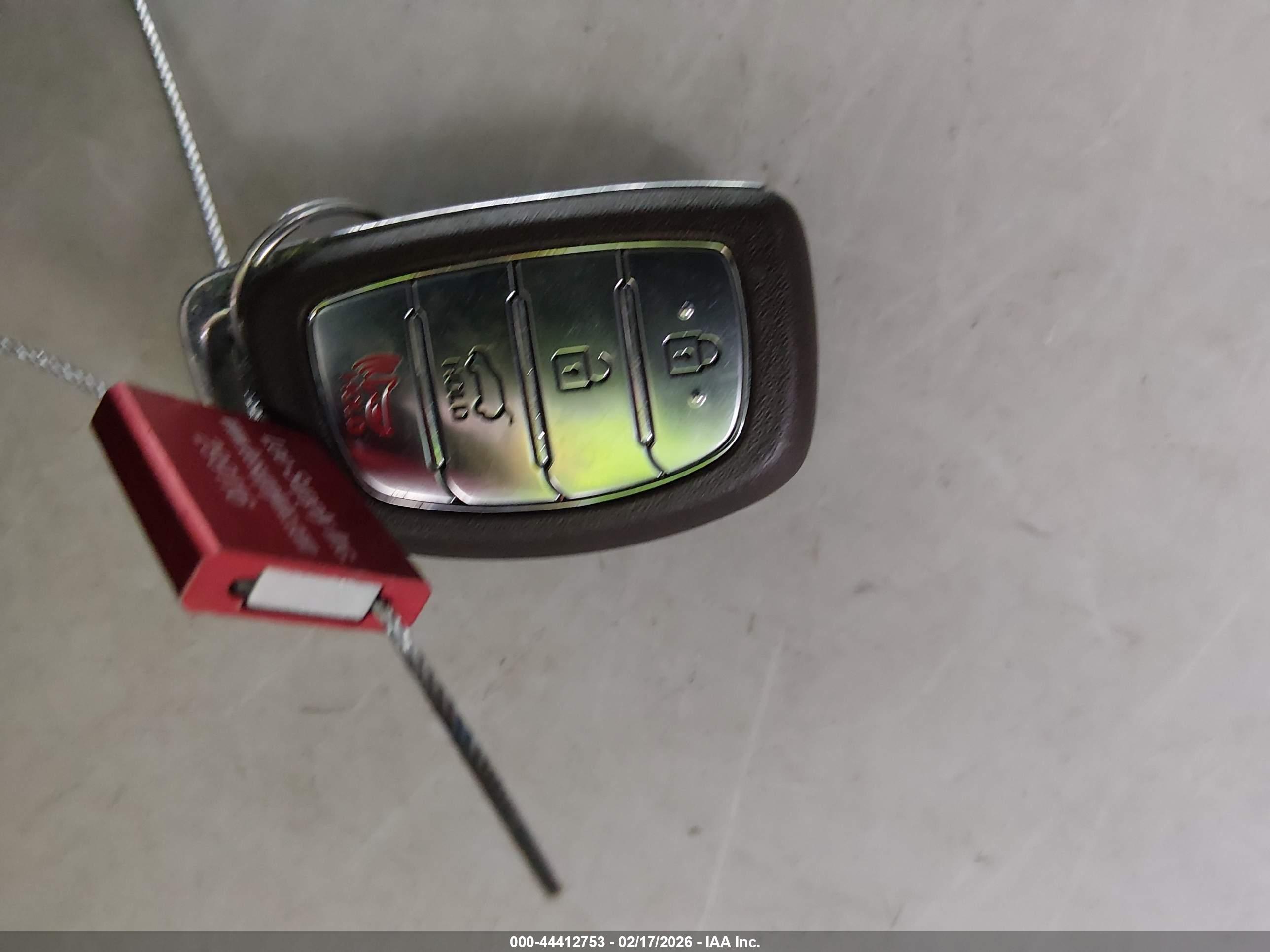 HYUNDAI IONIQ image 11