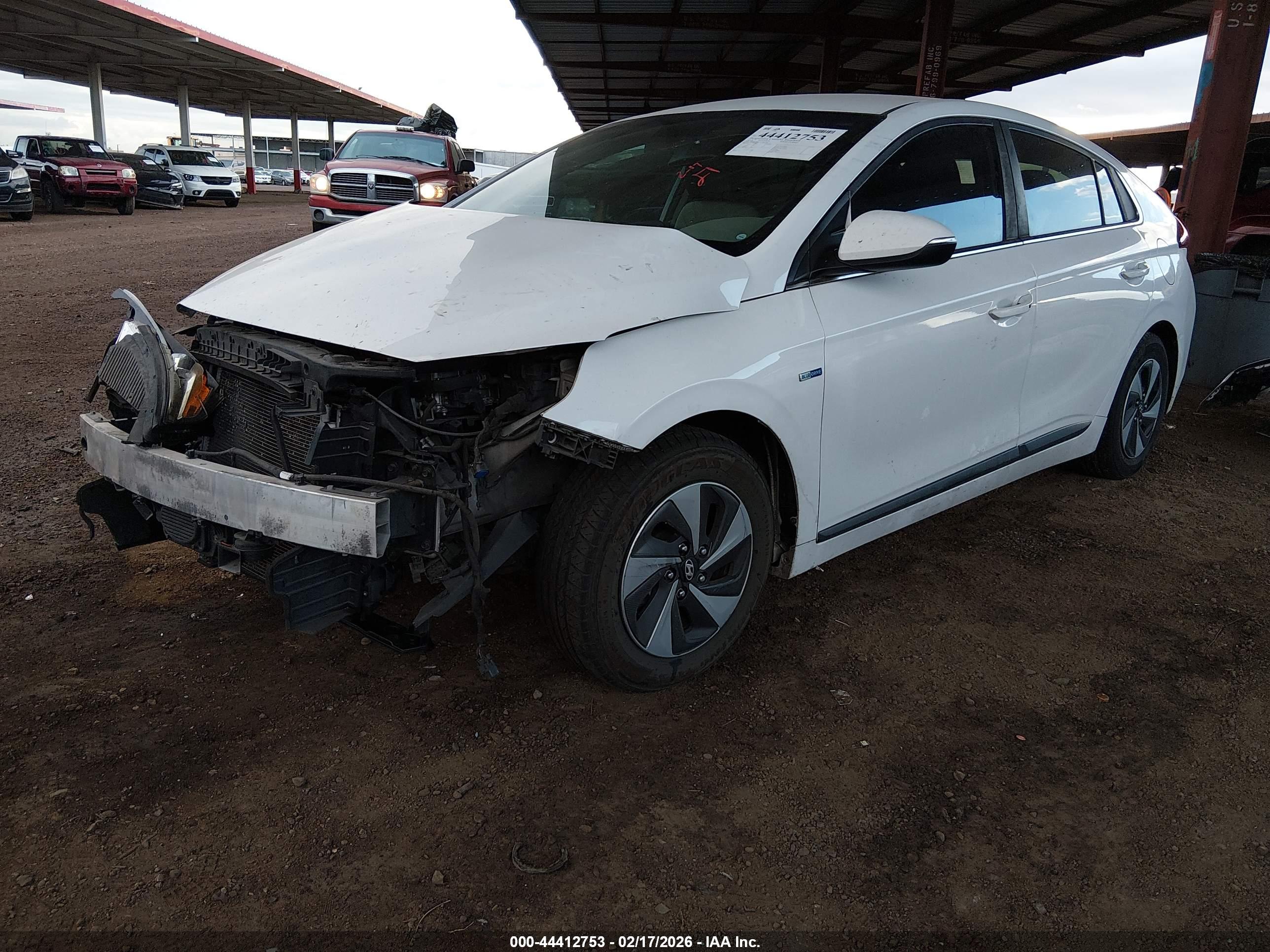 HYUNDAI IONIQ image 2