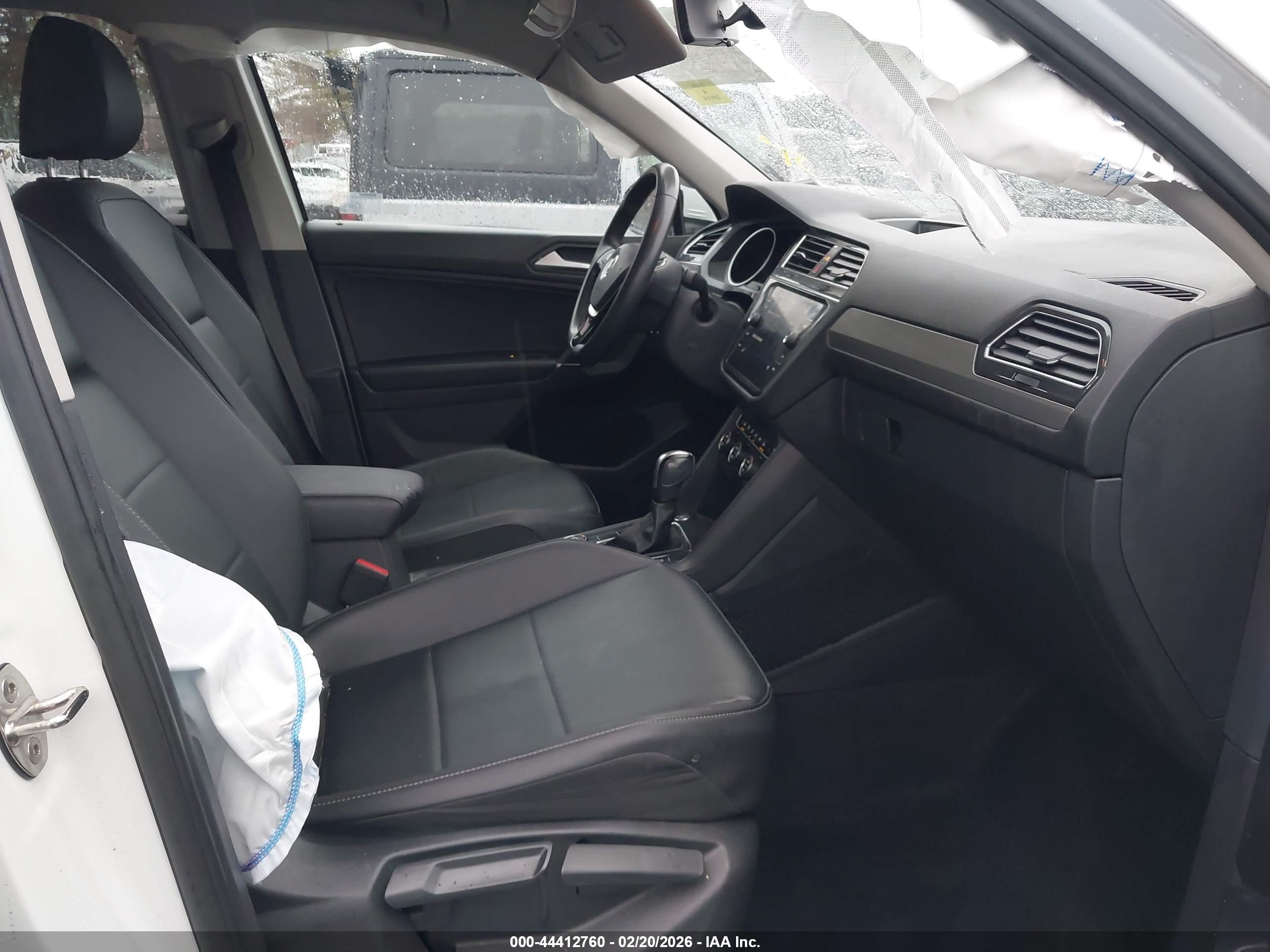 VOLKSWAGEN TIGUAN image 5