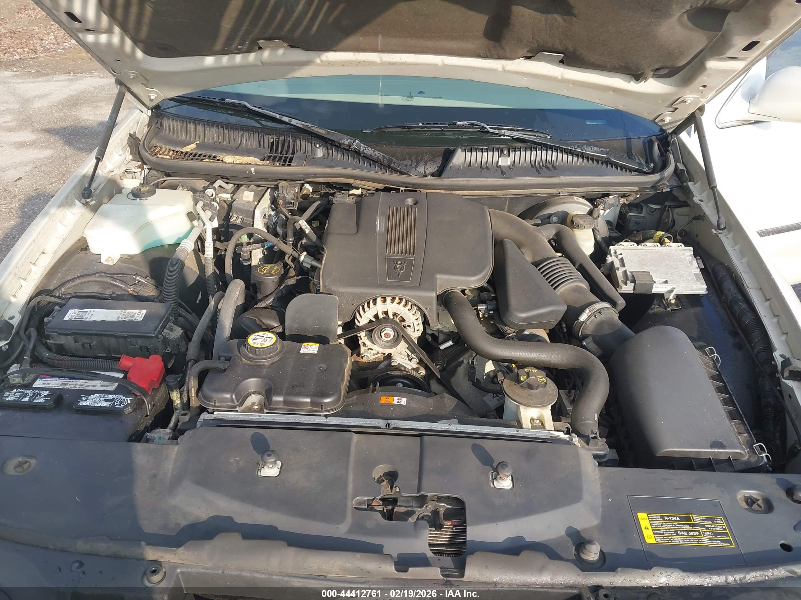 LINCOLN TOWN image 10