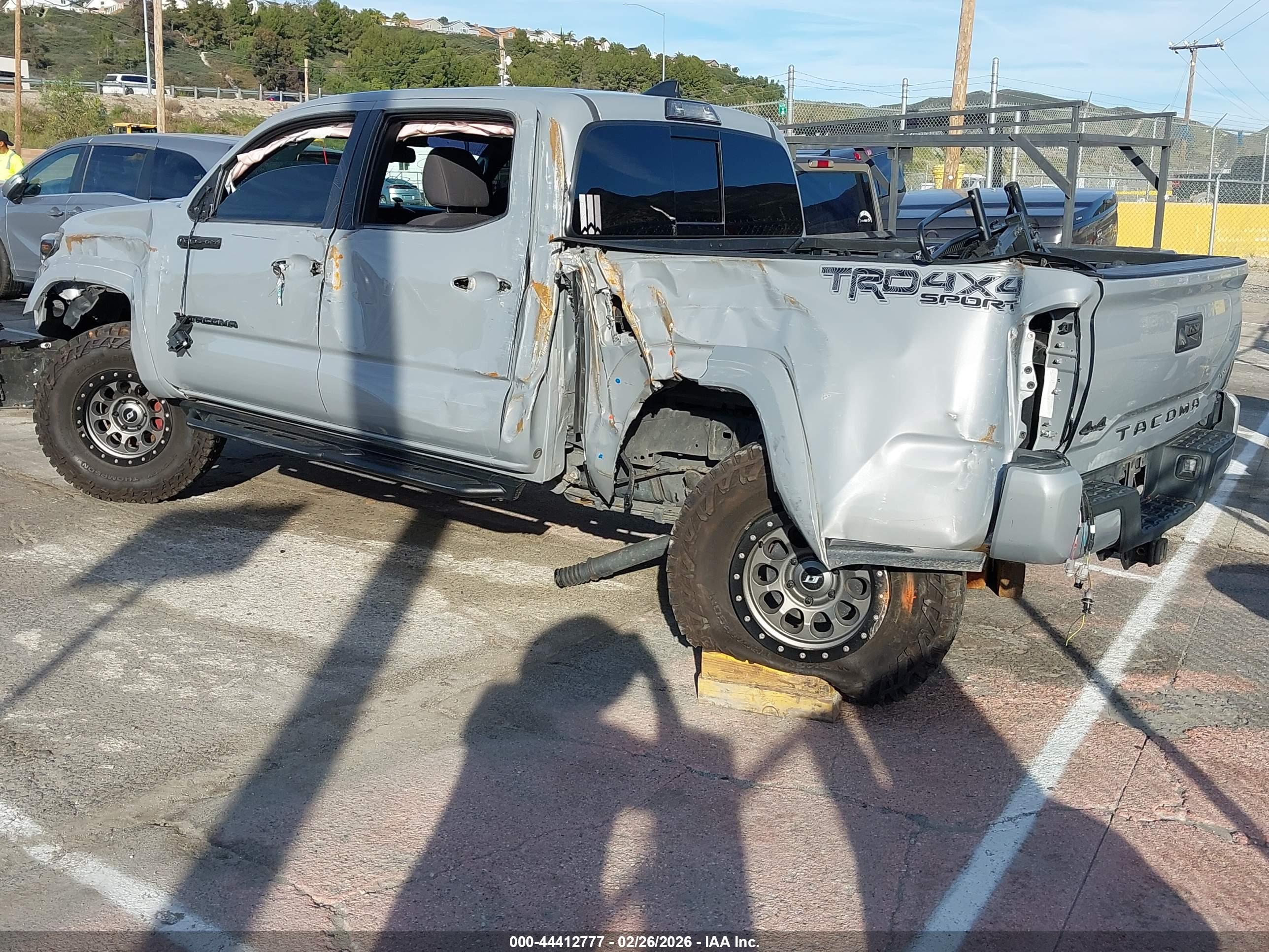 TOYOTA TACOMA image 3