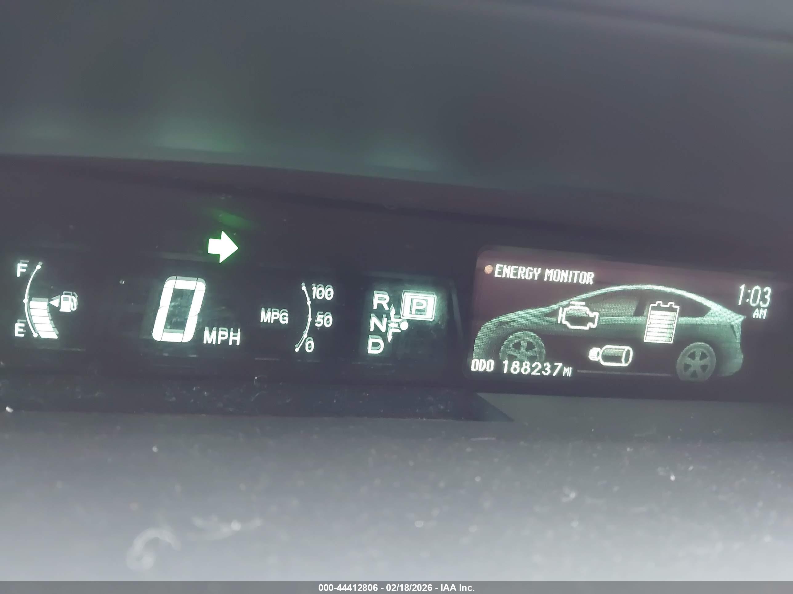 TOYOTA PRIUS image 7