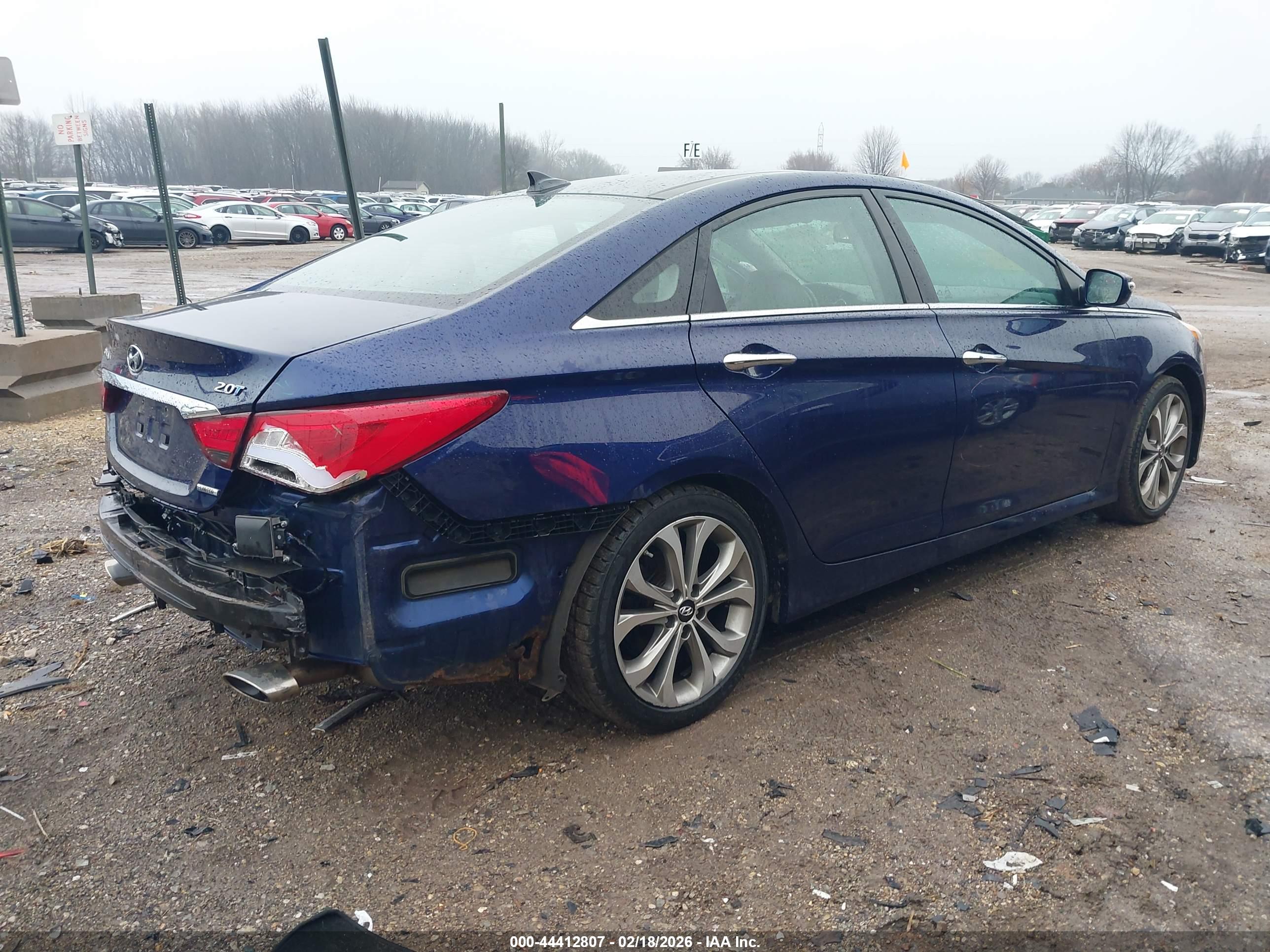 HYUNDAI SONATA image 4