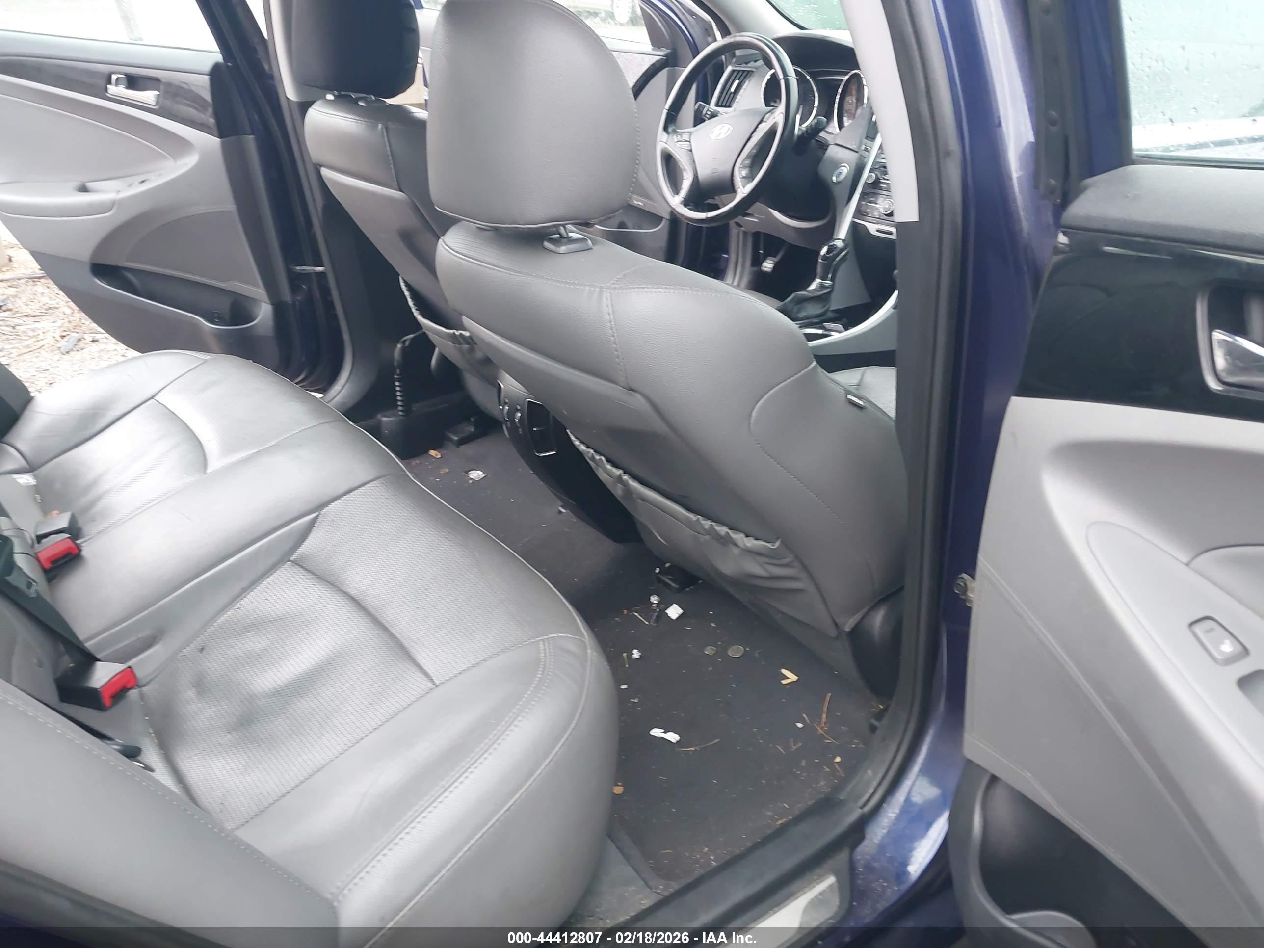 HYUNDAI SONATA image 8