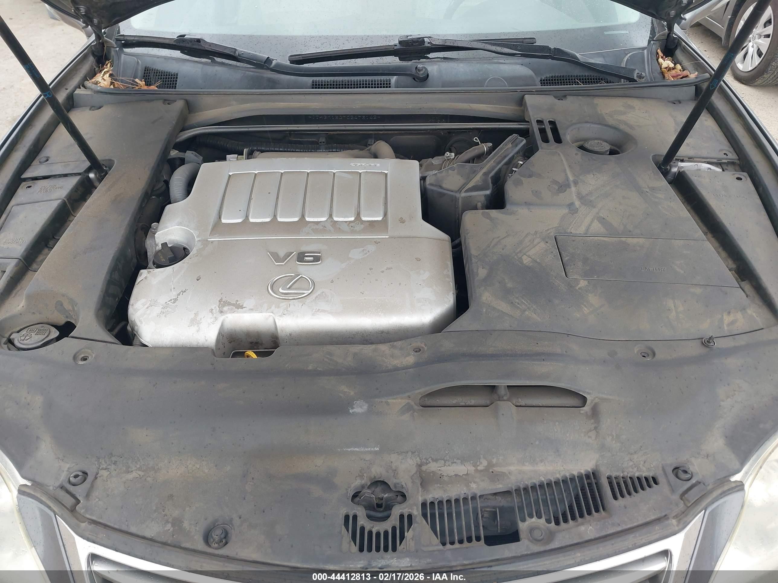 LEXUS ES image 10