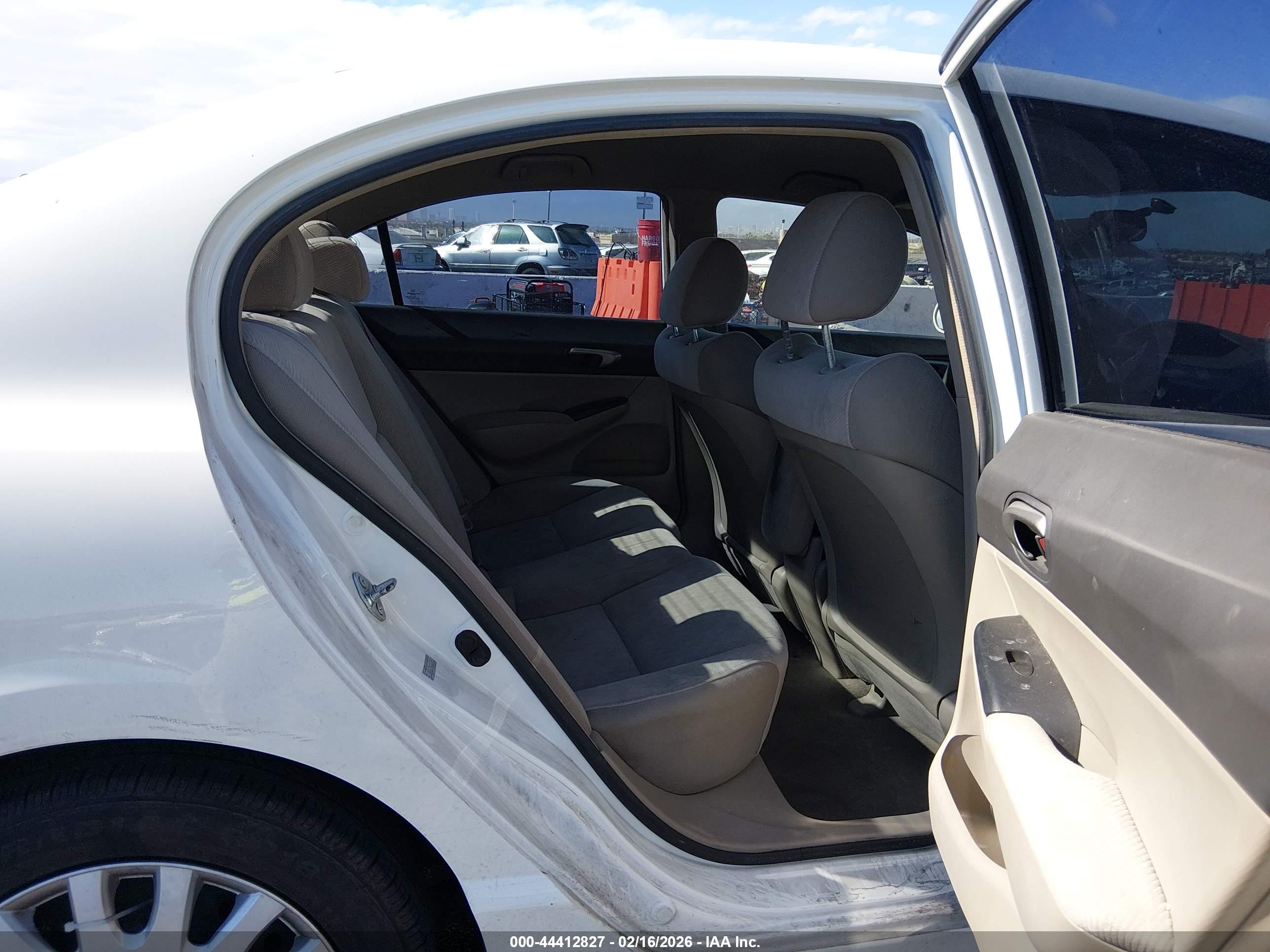 HONDA CIVIC image 8