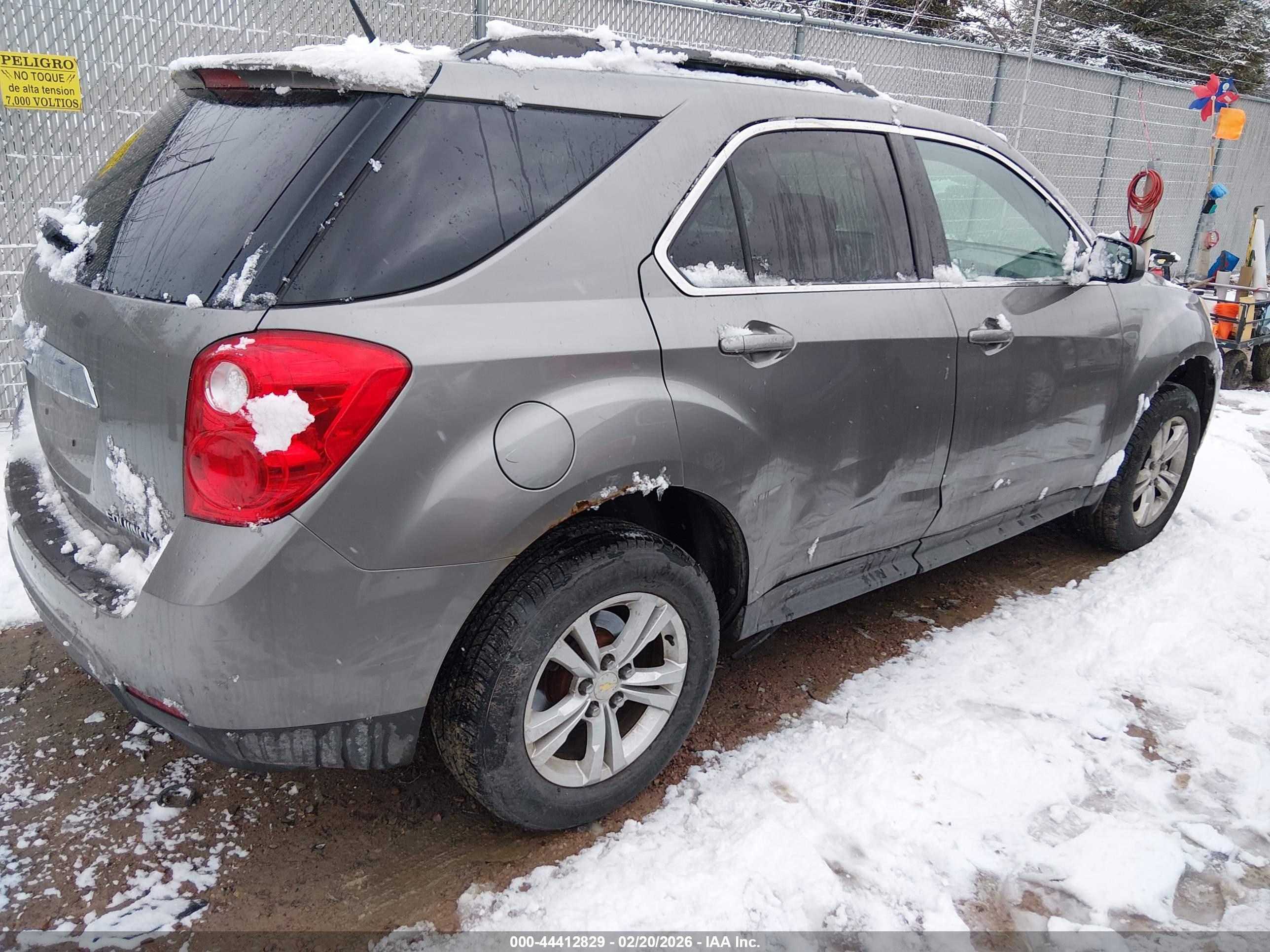 CHEVROLET EQUINOX image 4