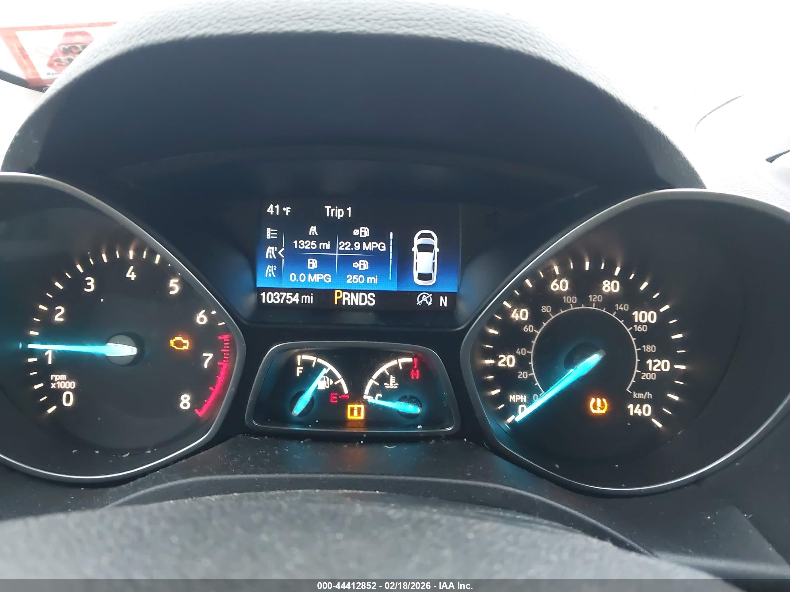 FORD ESCAPE image 7
