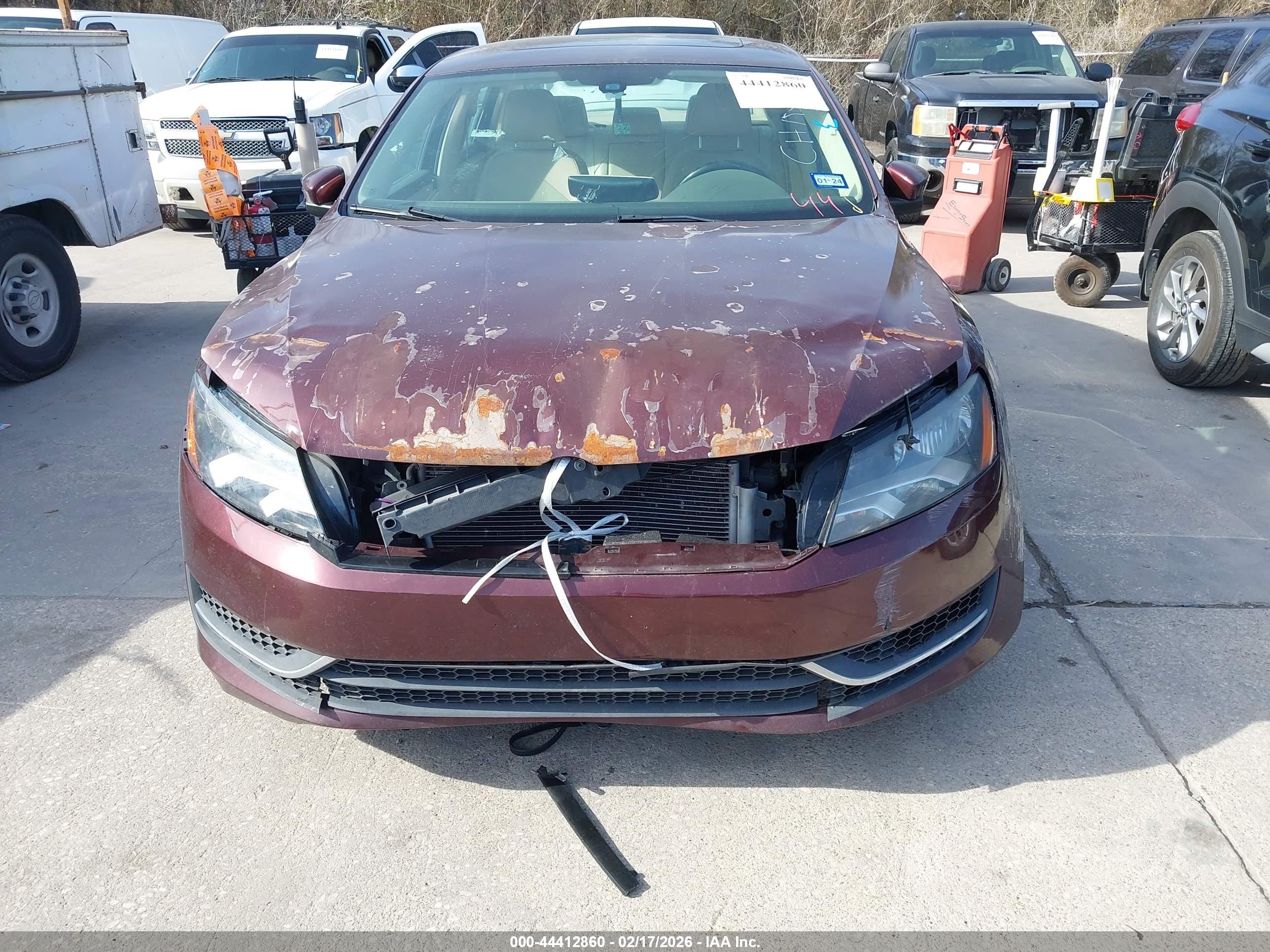 VOLKSWAGEN PASSAT image 6