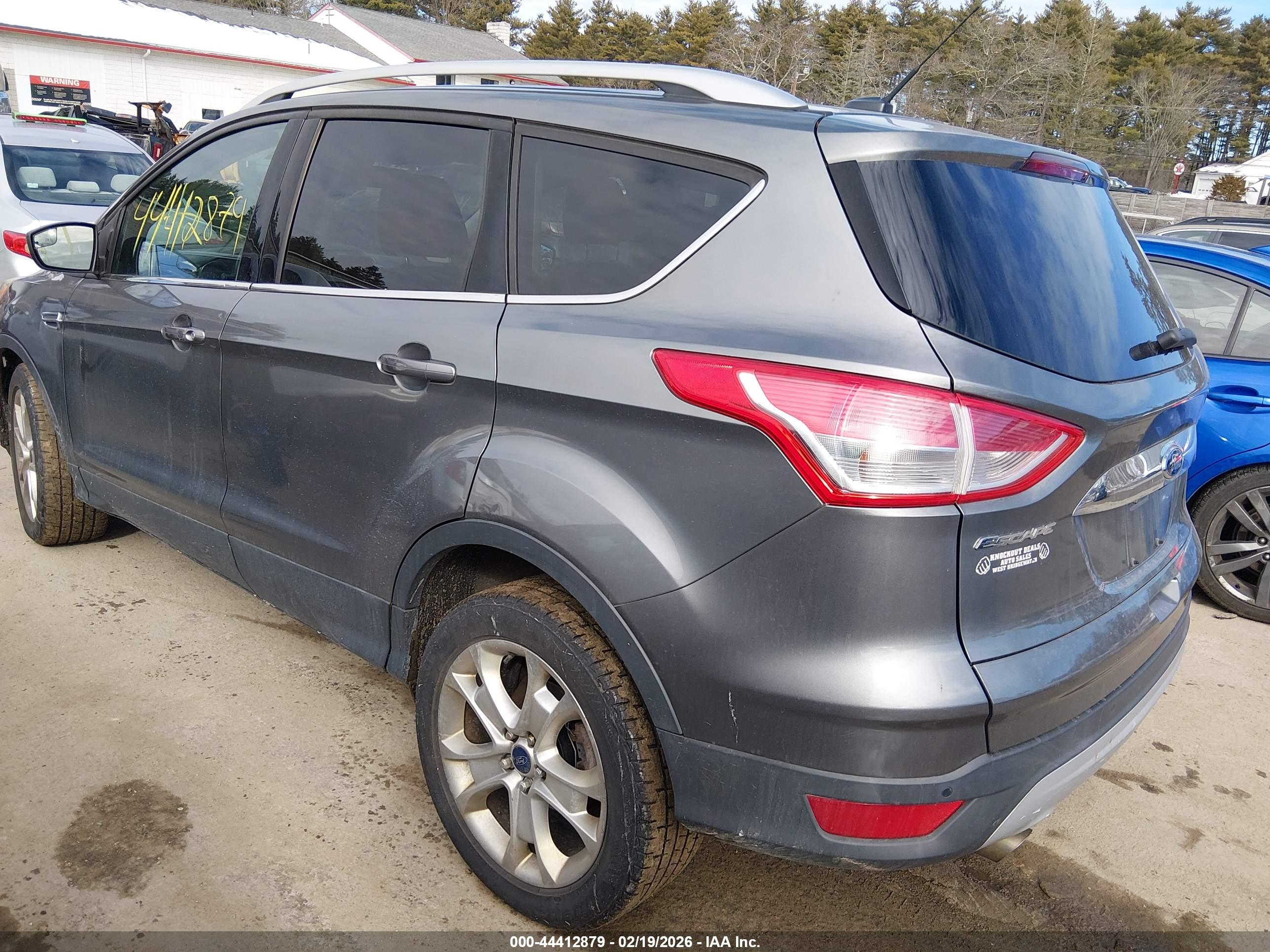 FORD ESCAPE image 3