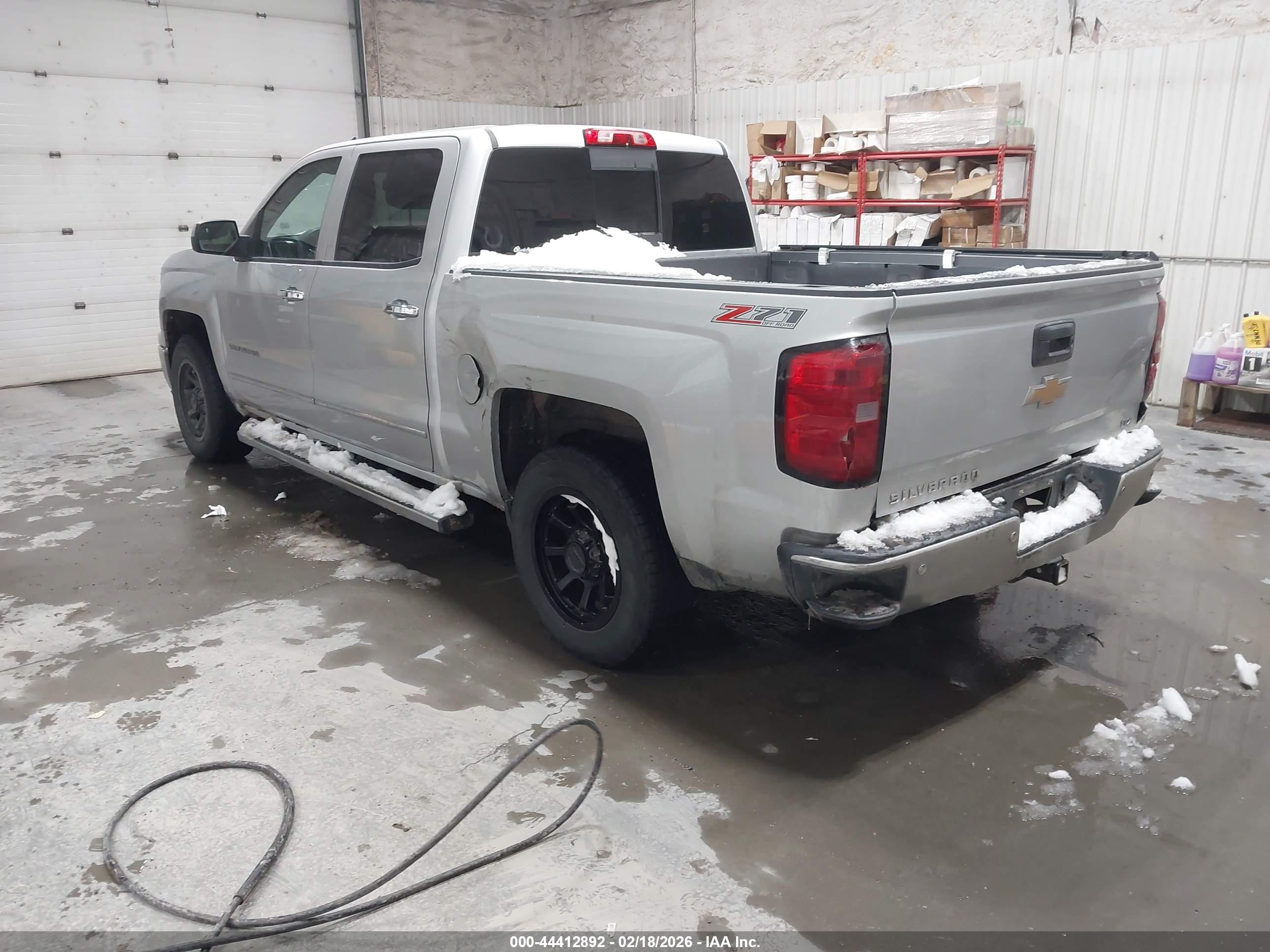 CHEVROLET SILVERADO image 3