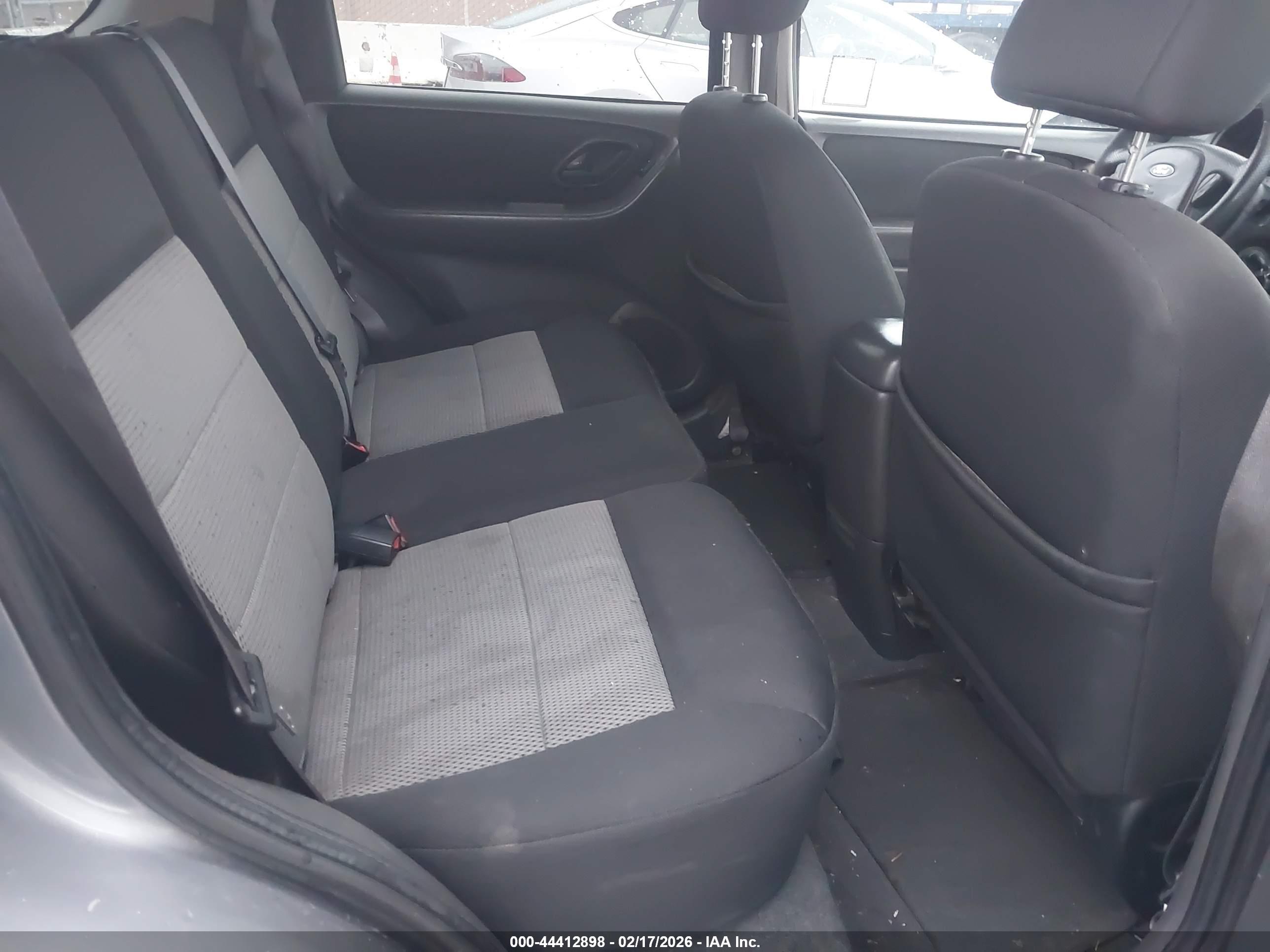 AUDI A4 image 8