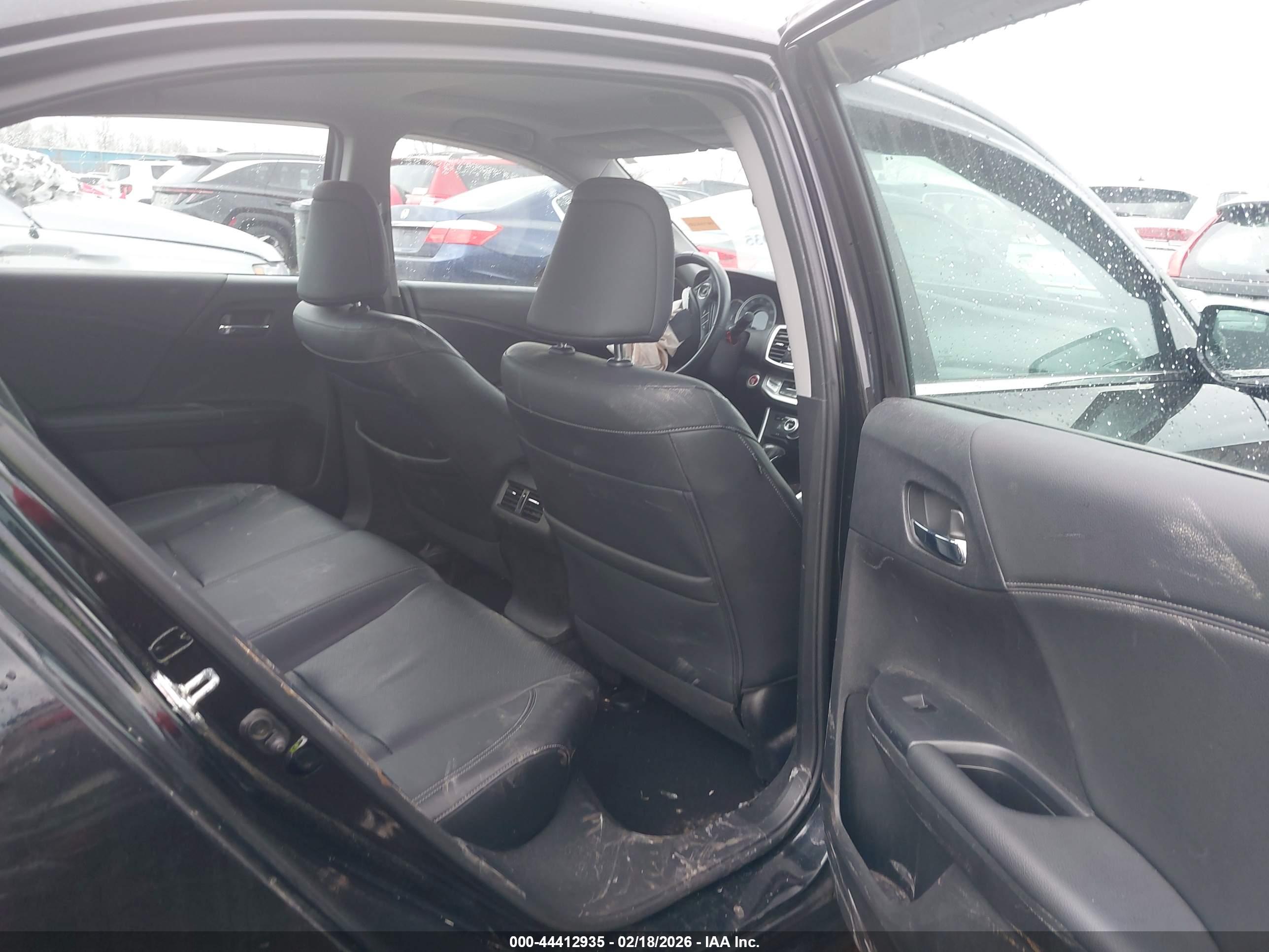 HONDA ACCORD image 8