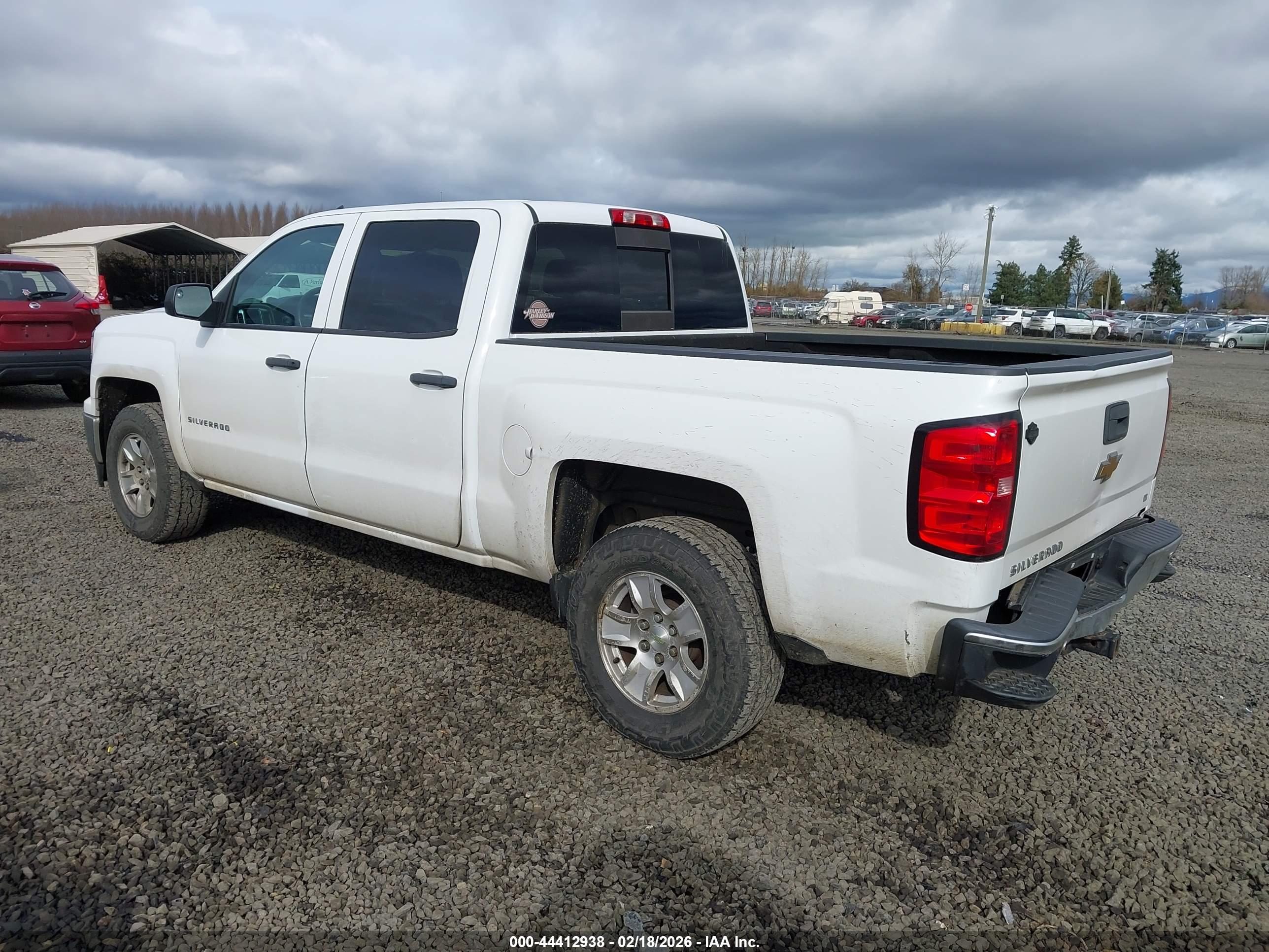 CHEVROLET SILVERADO image 3