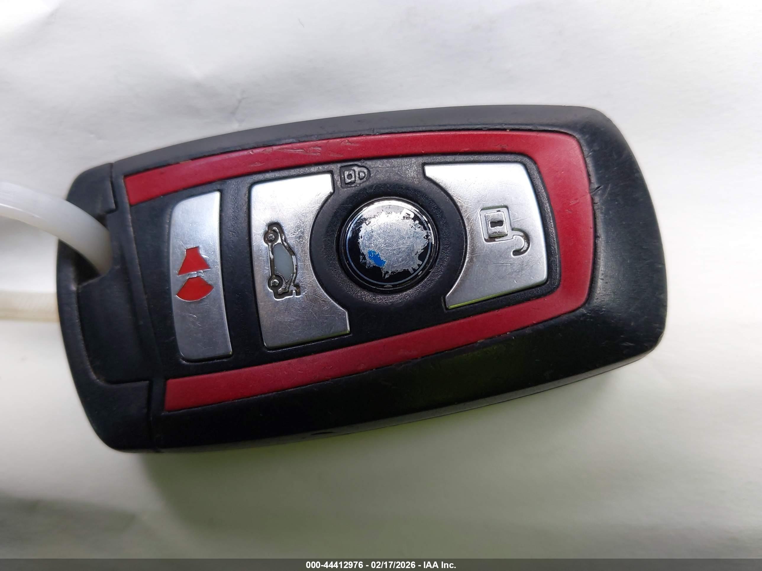 BMW 330I image 11