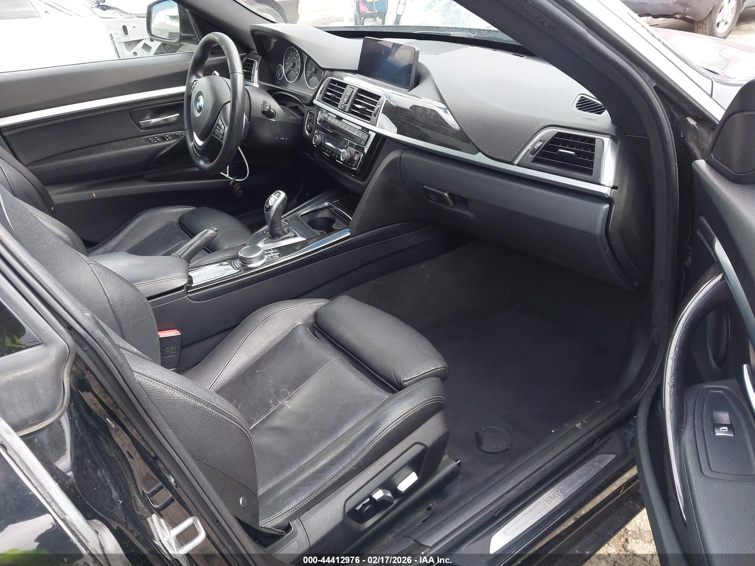 BMW 330I image 5
