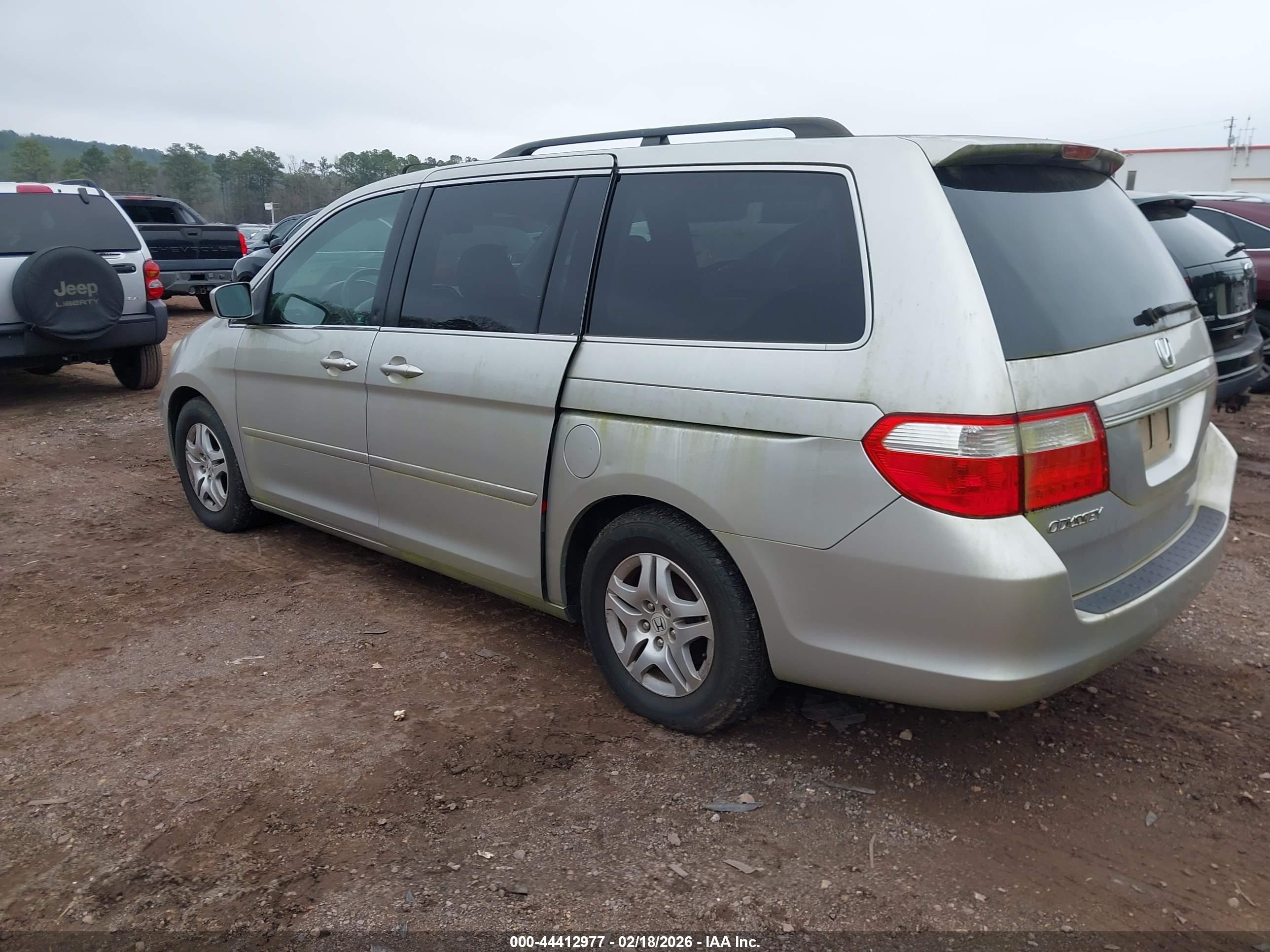 HONDA ODYSSEY image 3
