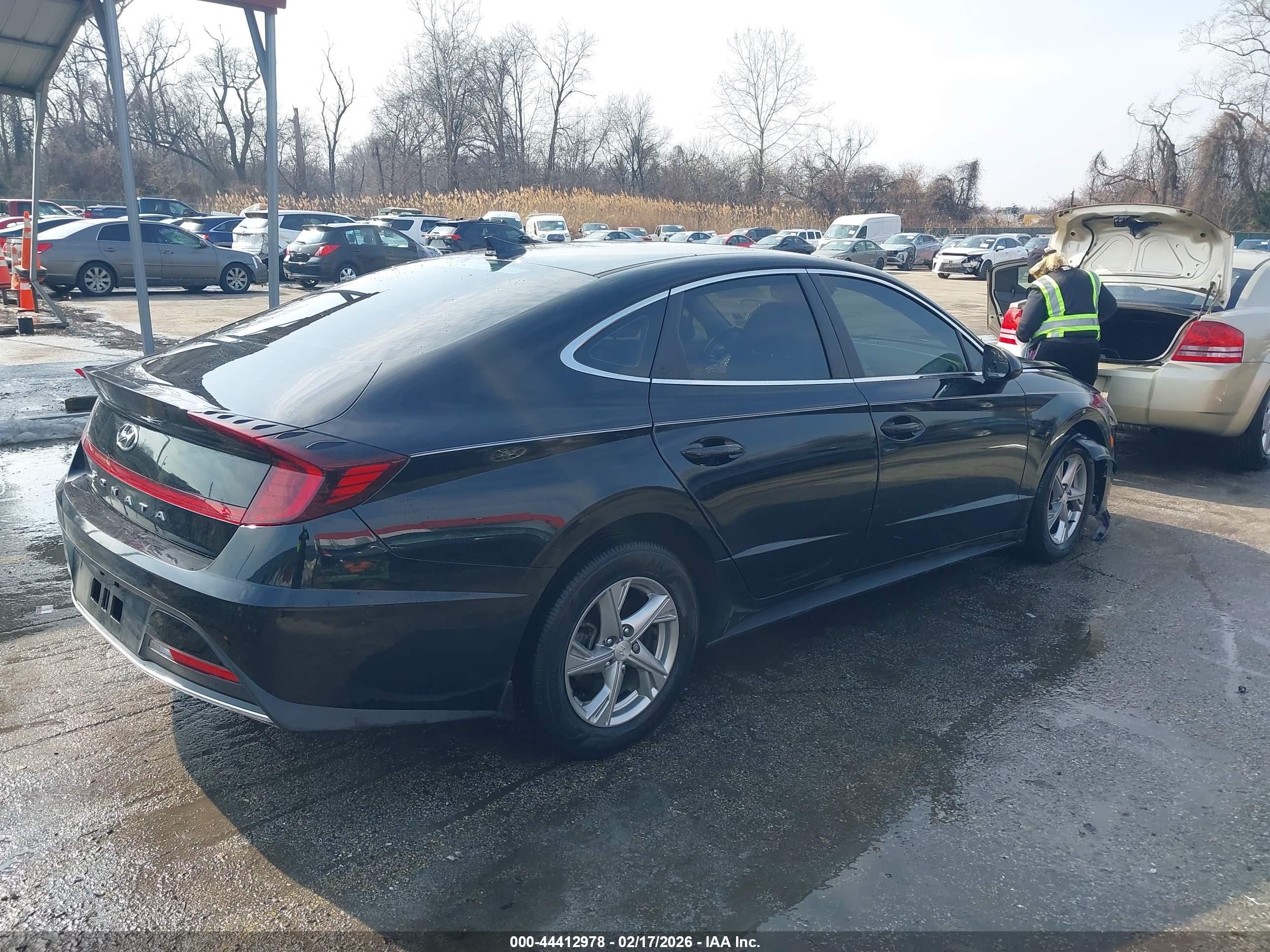 HYUNDAI SONATA image 4