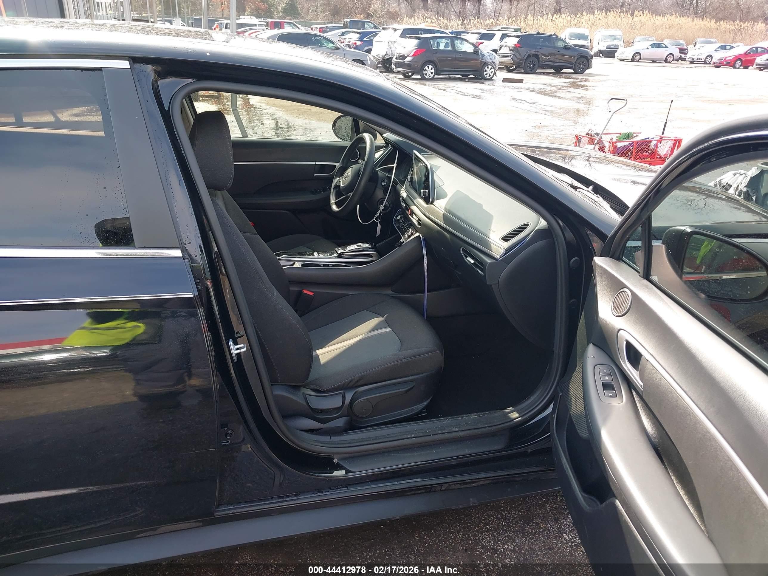 HYUNDAI SONATA image 5