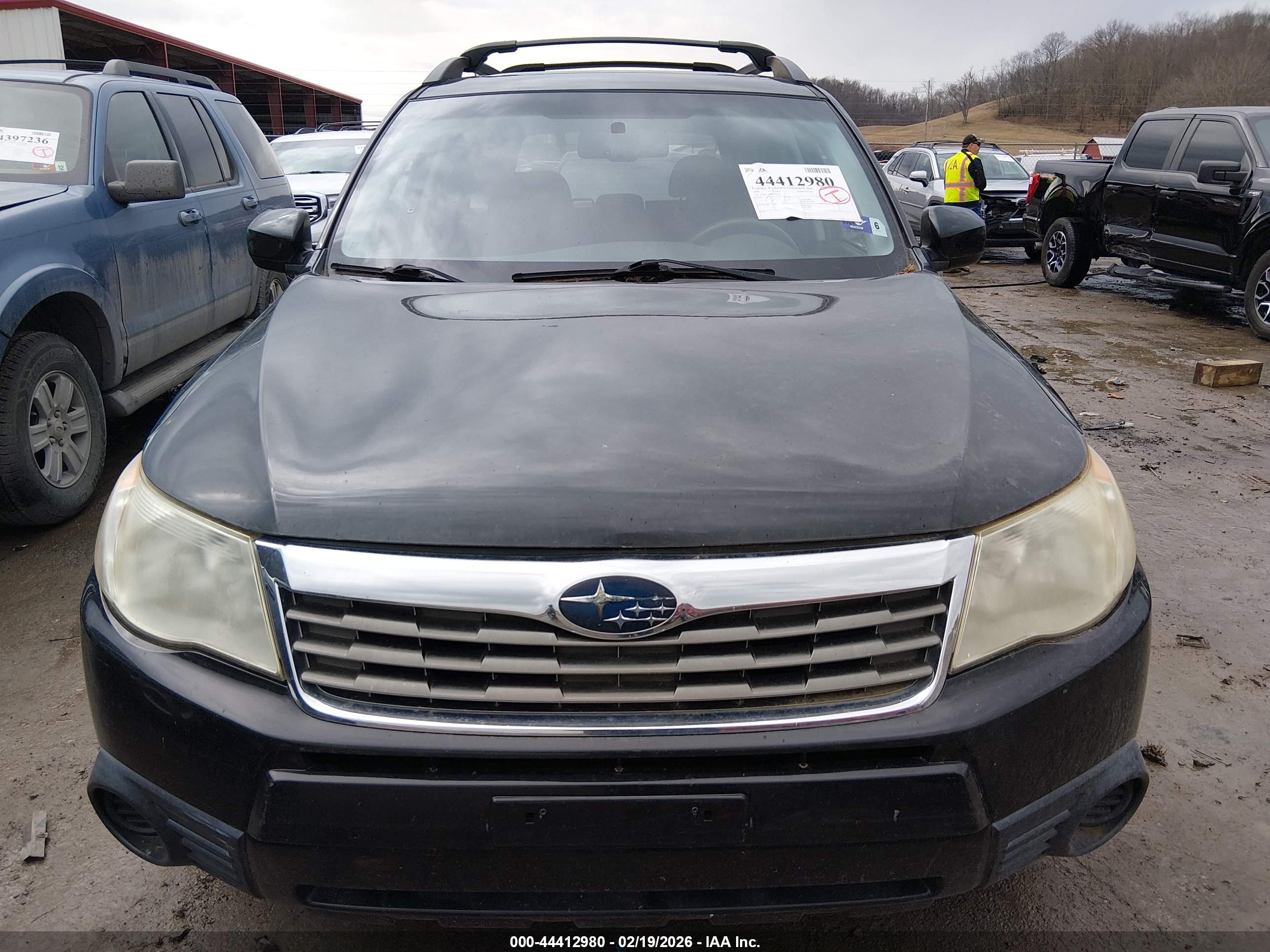 SUBARU FORESTER image 6