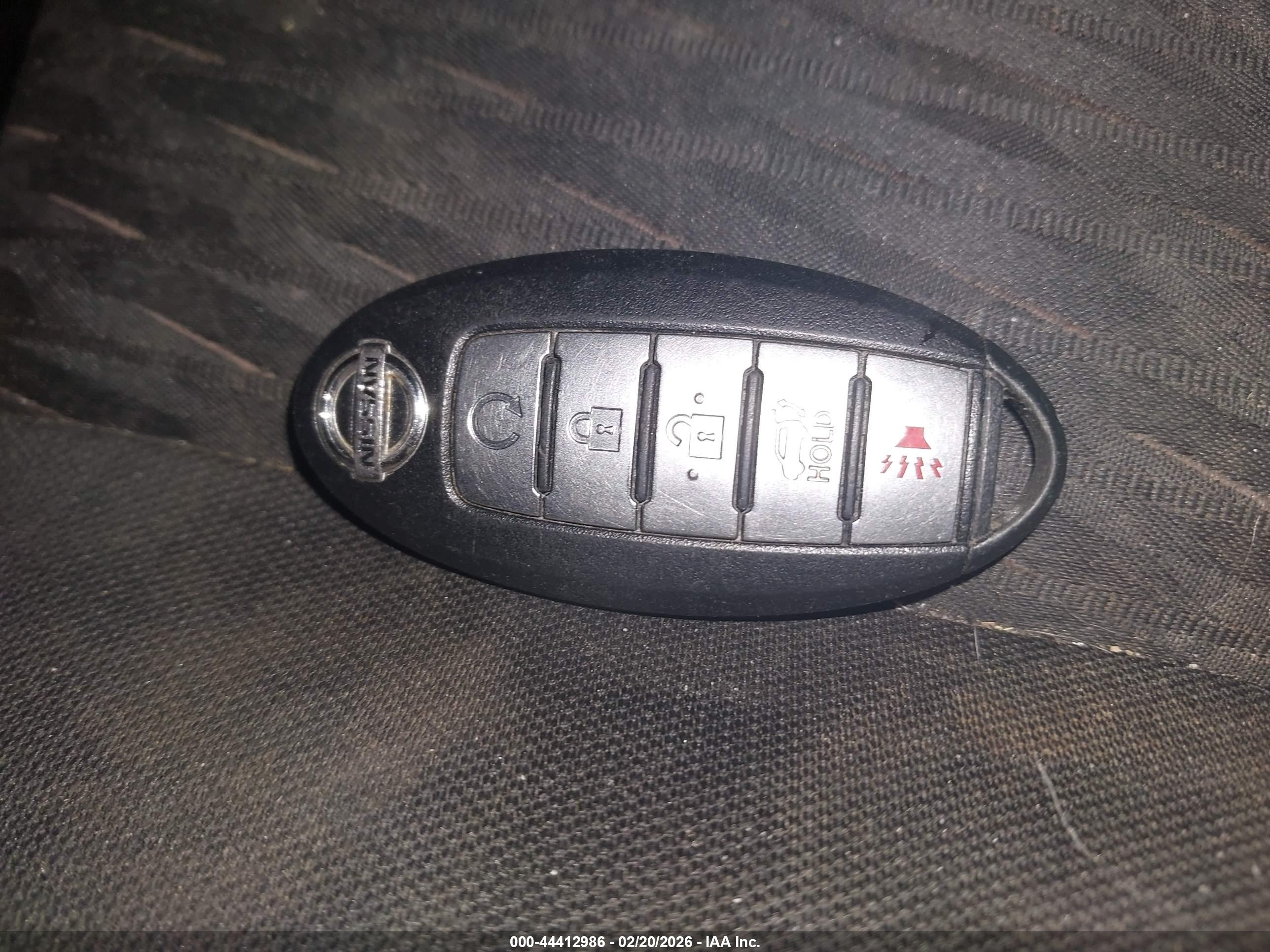 NISSAN ROGUE image 11