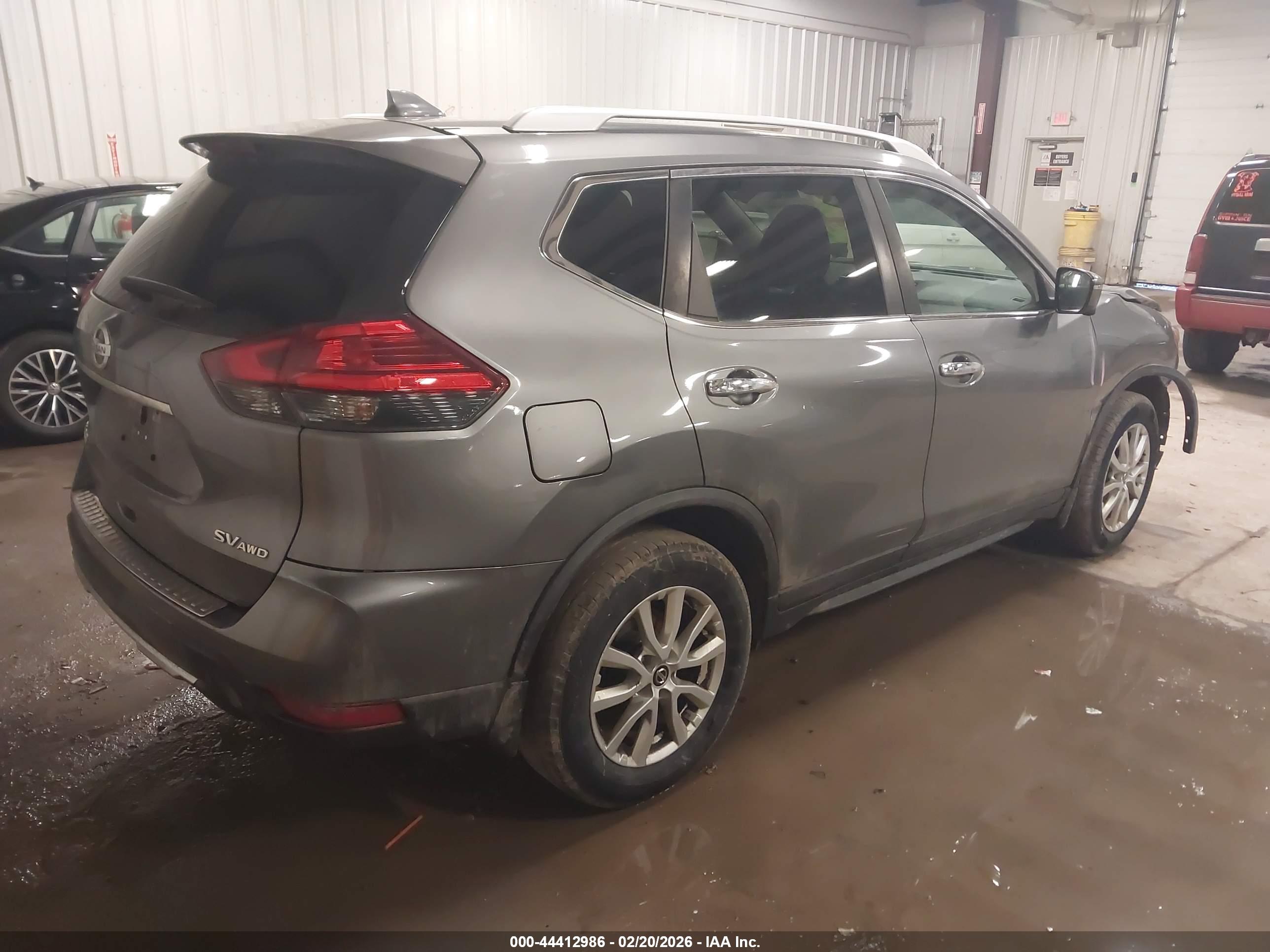 NISSAN ROGUE image 4