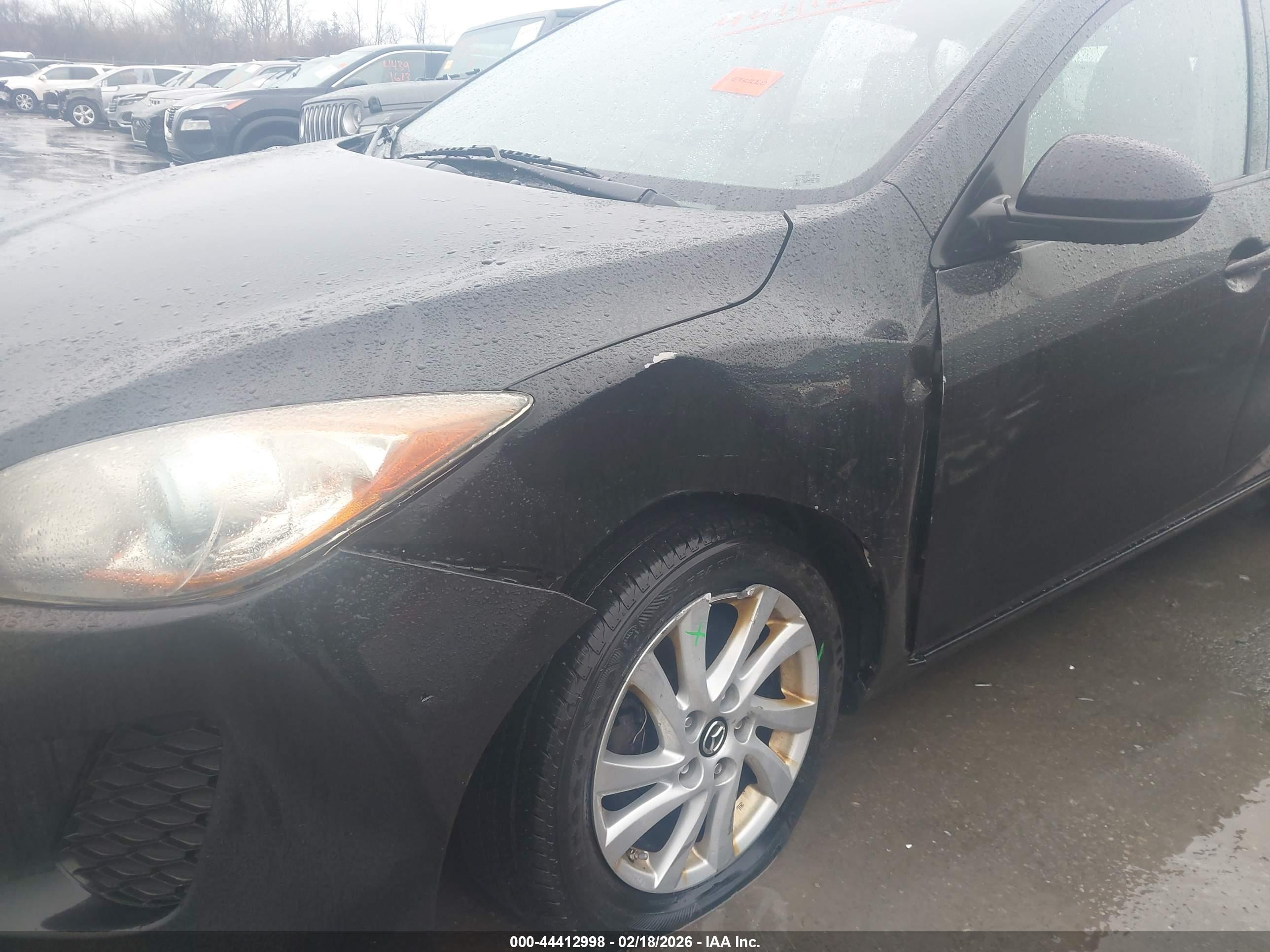 MAZDA MAZDA3 image 6