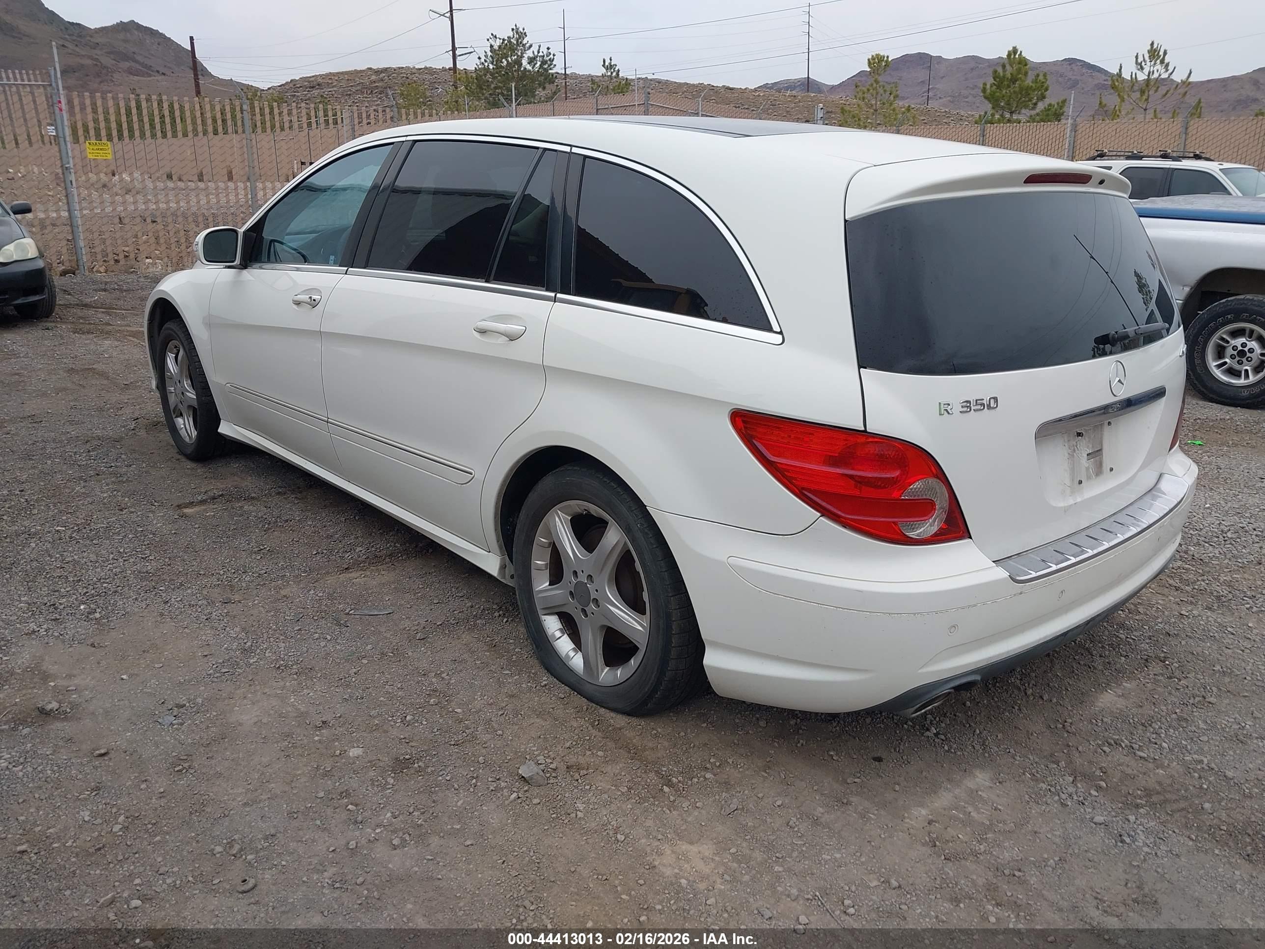 MERCEDES-BENZ R image 3