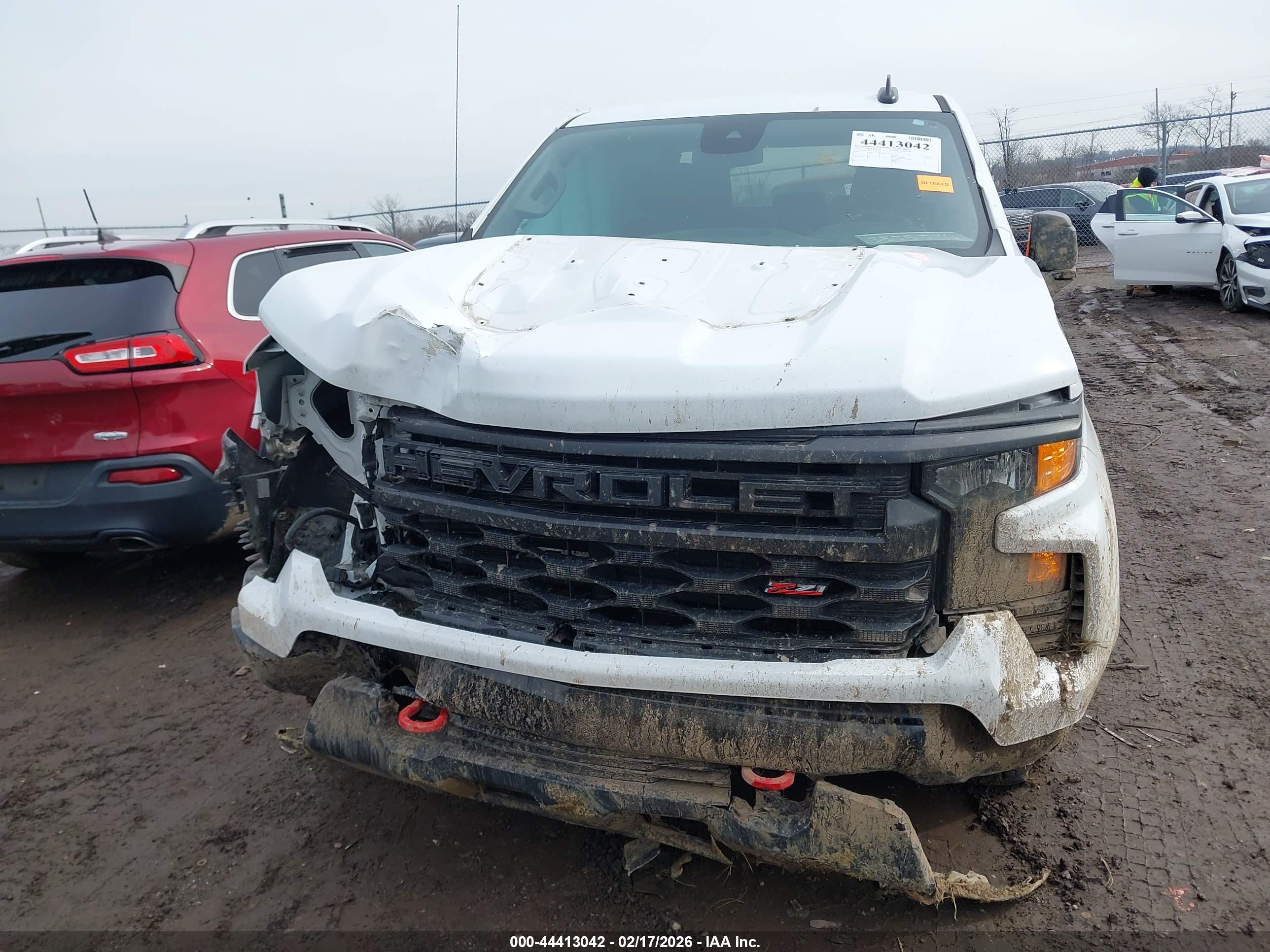 CHEVROLET SILVERADO image 6