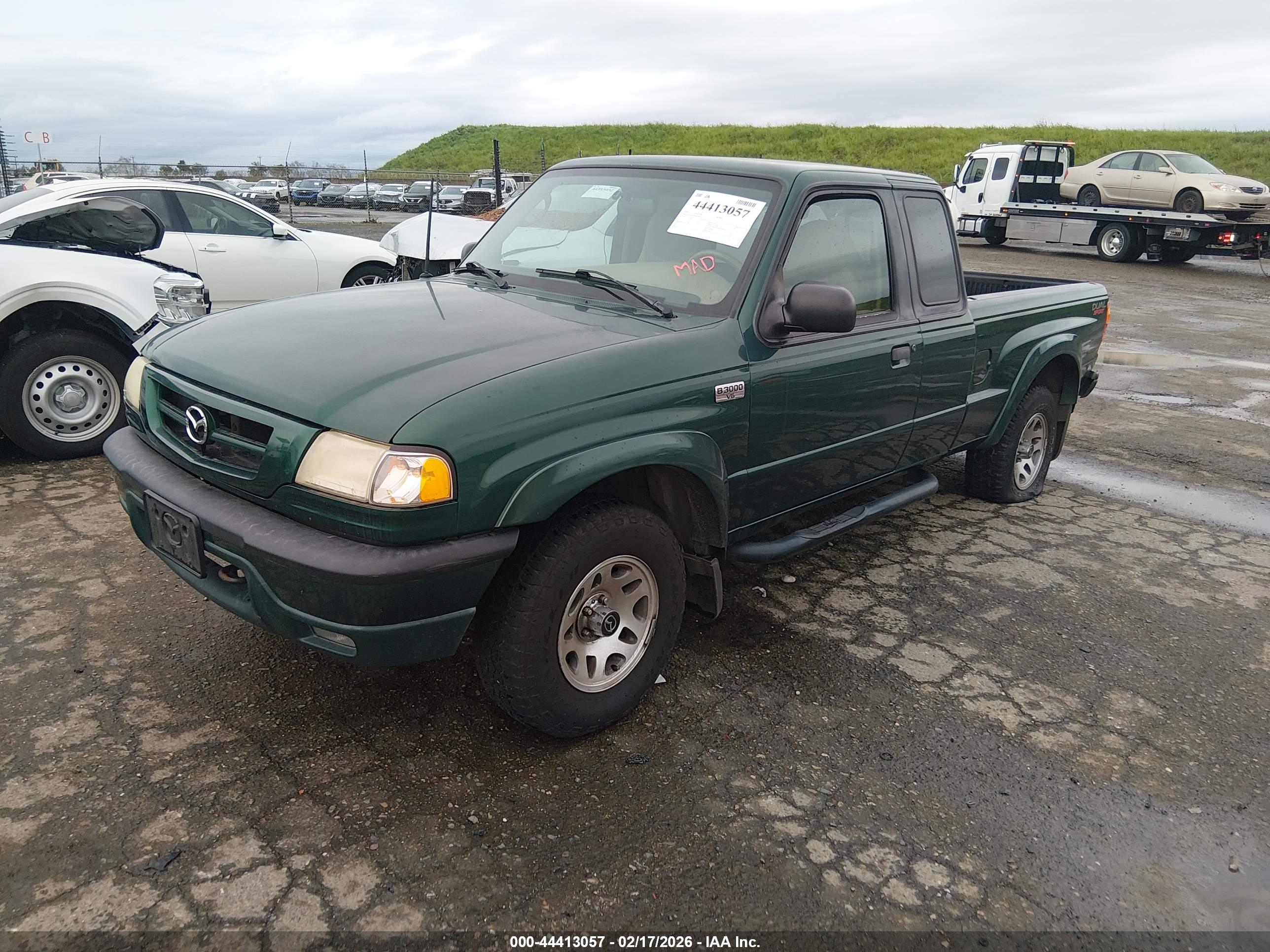 MAZDA B3000 image 2