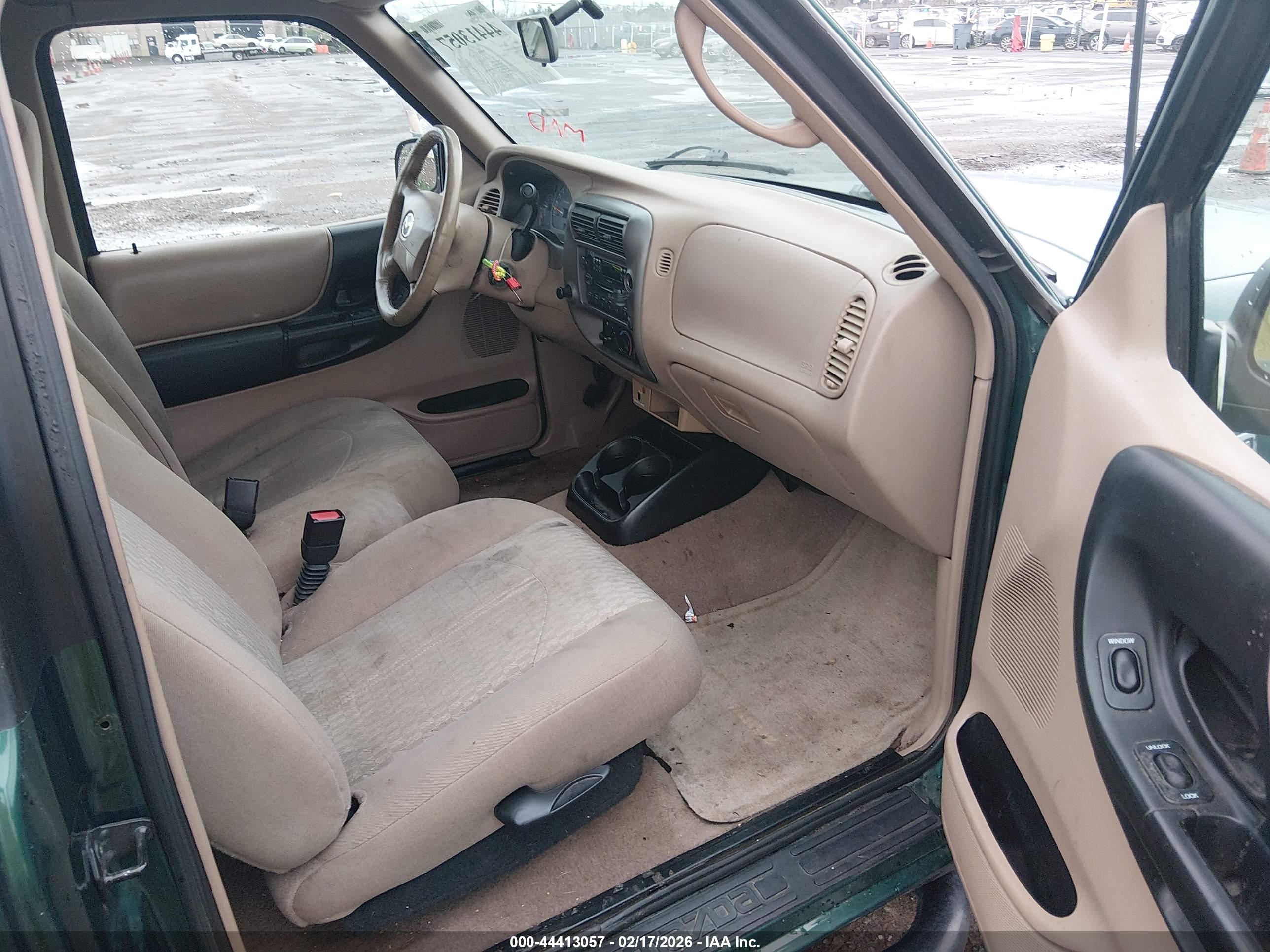 MAZDA B3000 image 5
