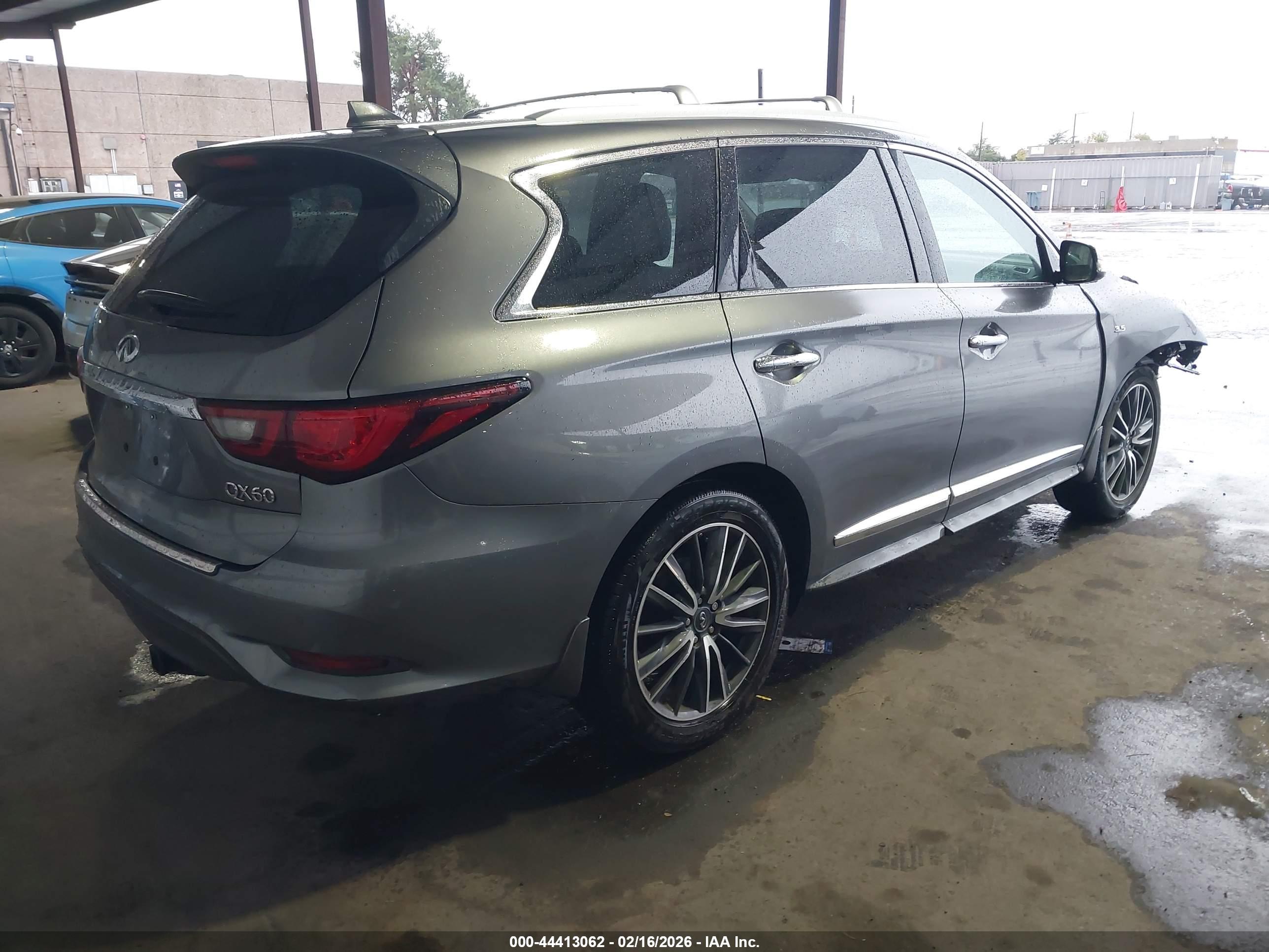 INFINITI QX60 image 4