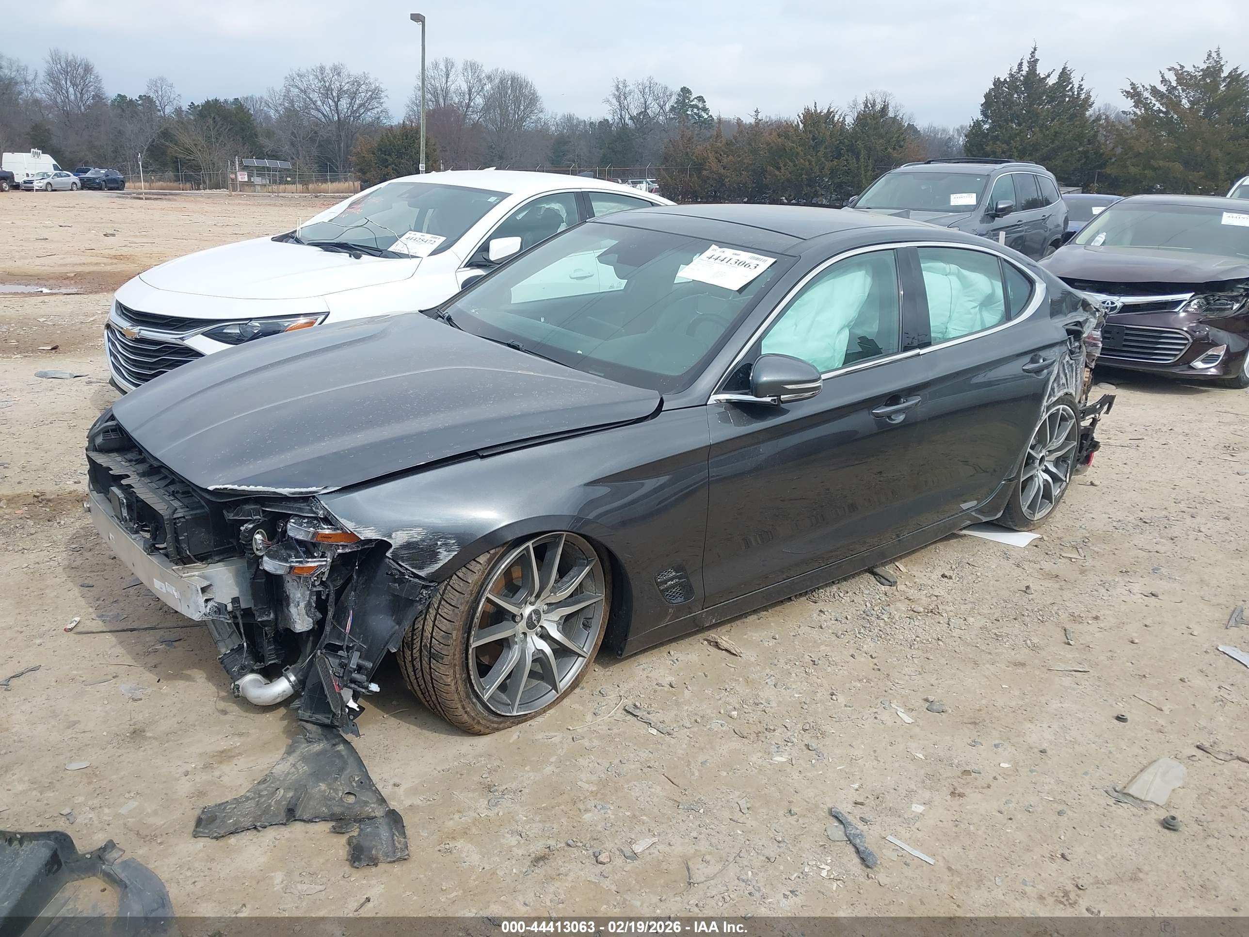 GENESIS G70 image 2