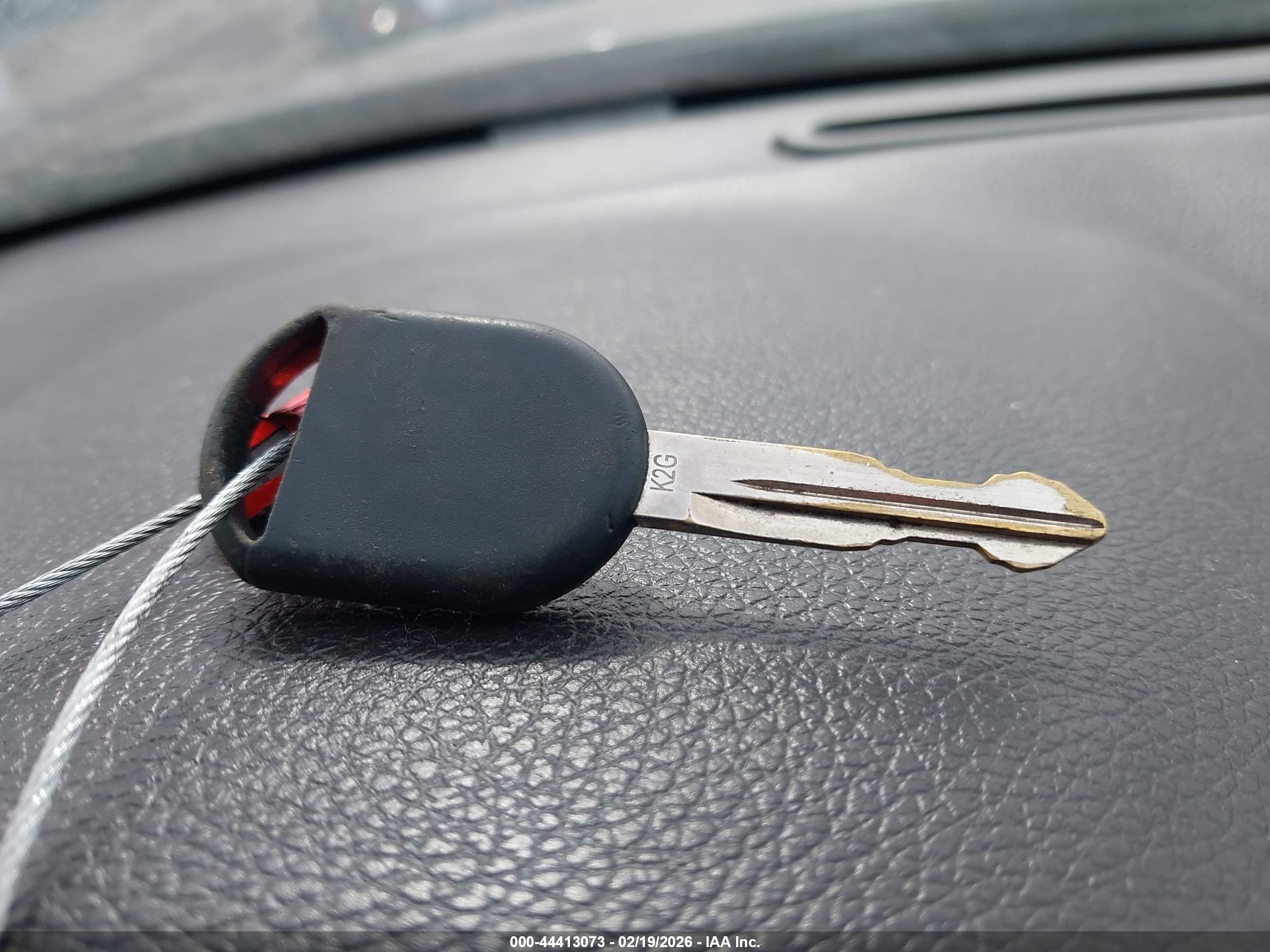 FORD FUSION image 11