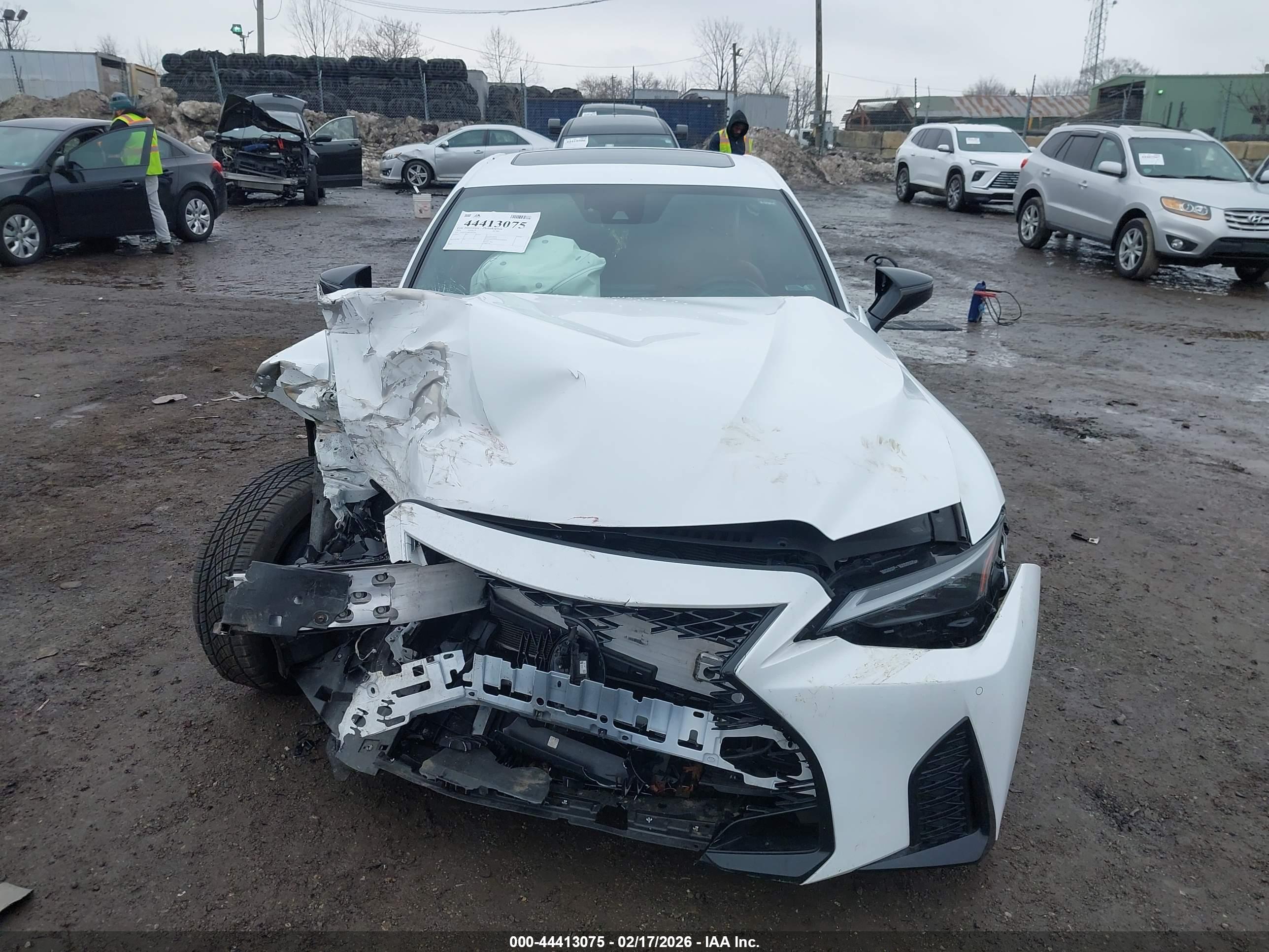 LEXUS IS image 6
