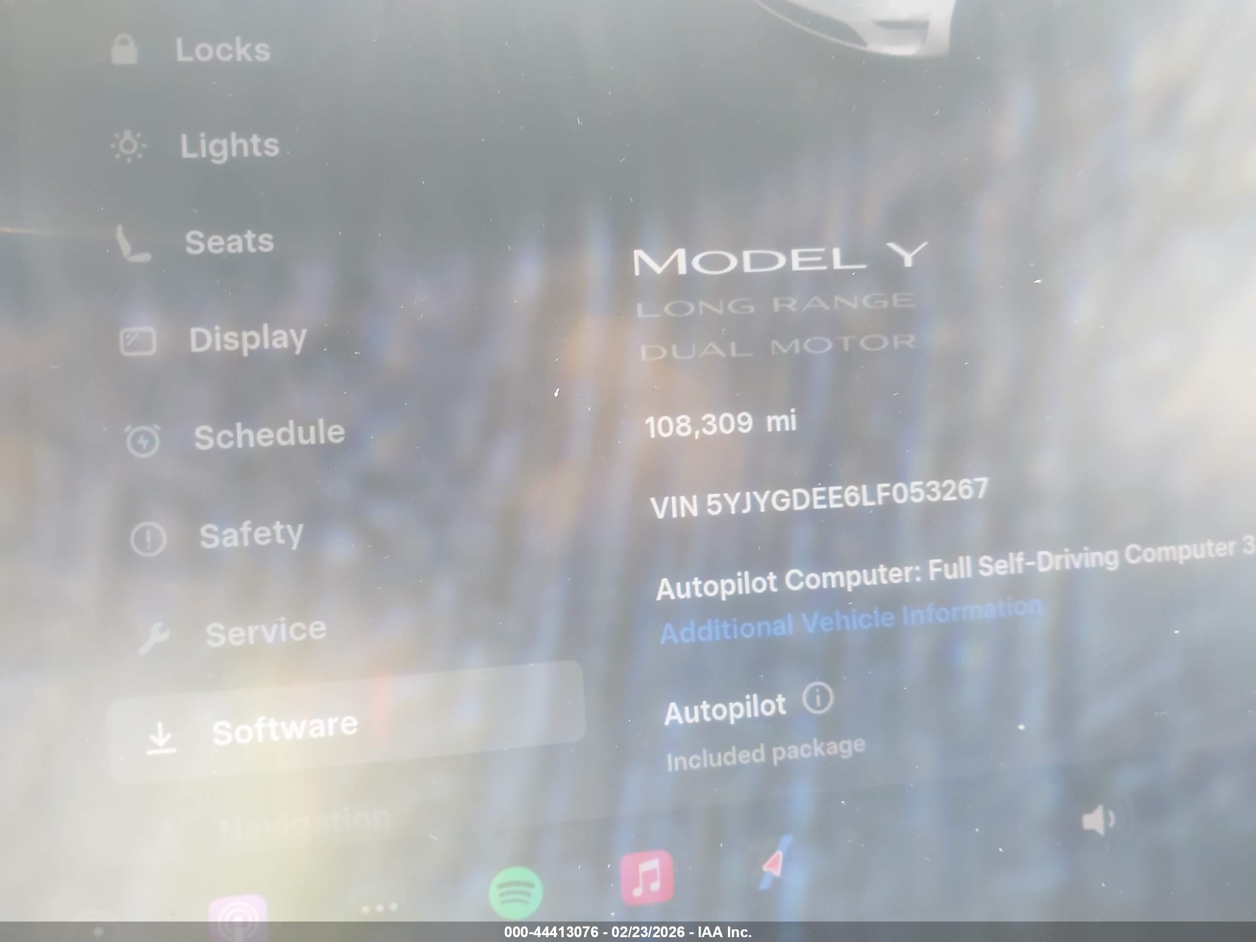 TESLA MODEL image 7