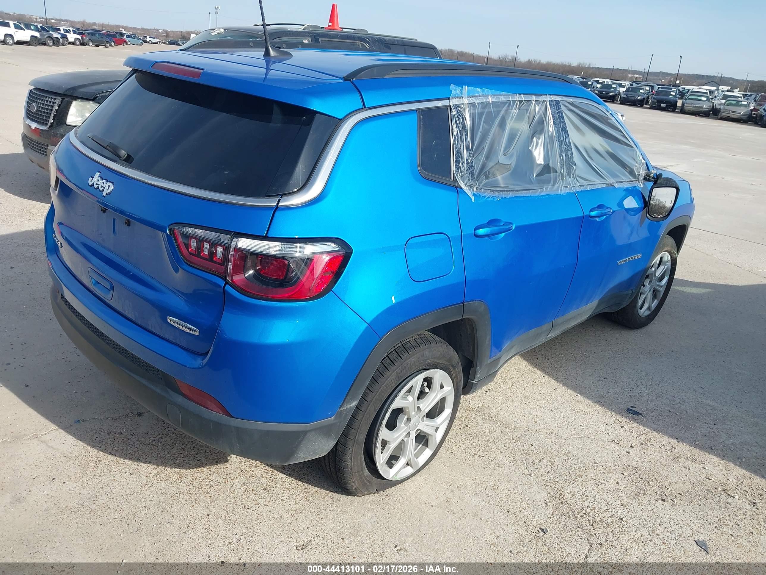 JEEP COMPASS image 4