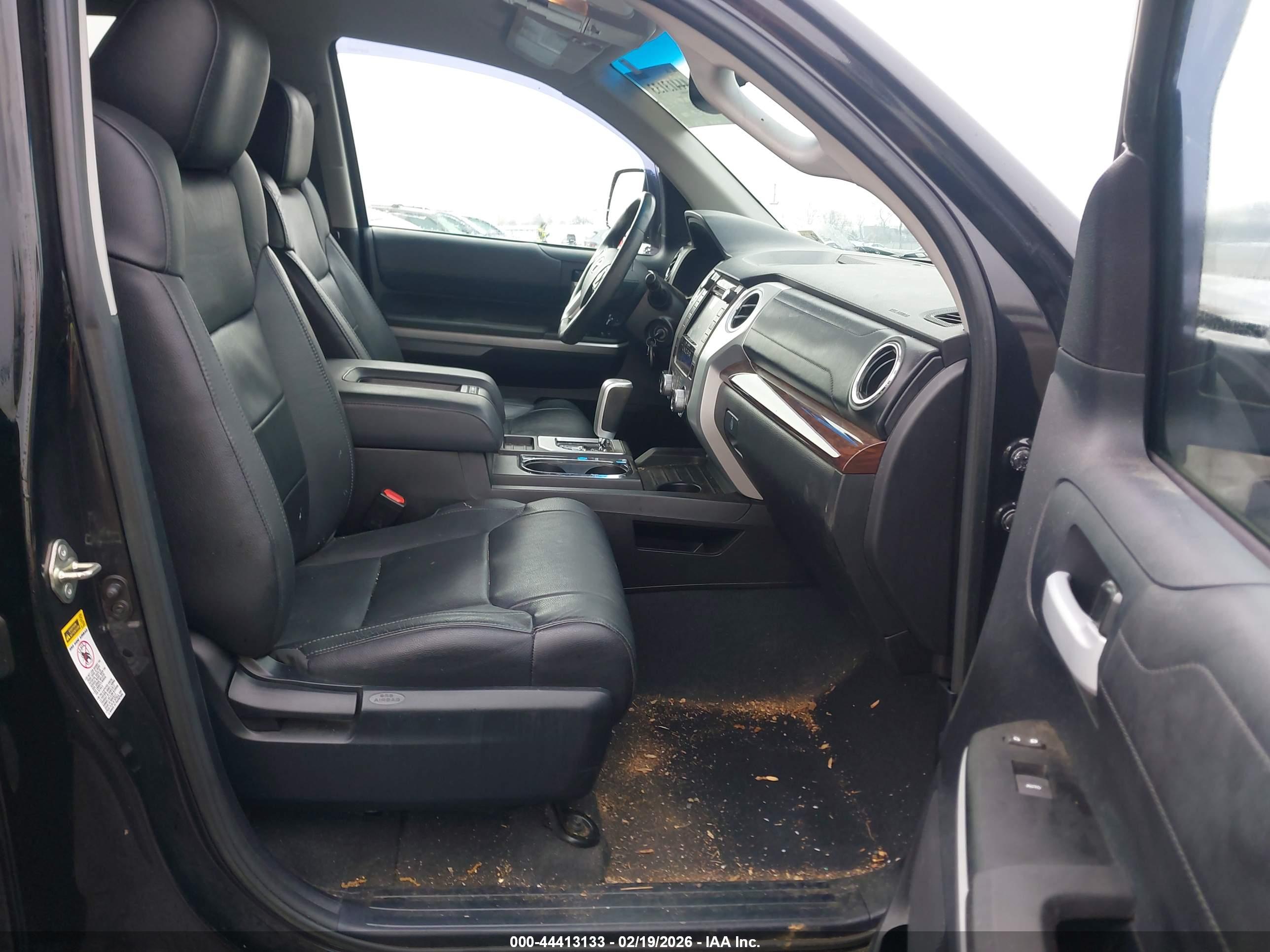 TOYOTA TUNDRA image 5