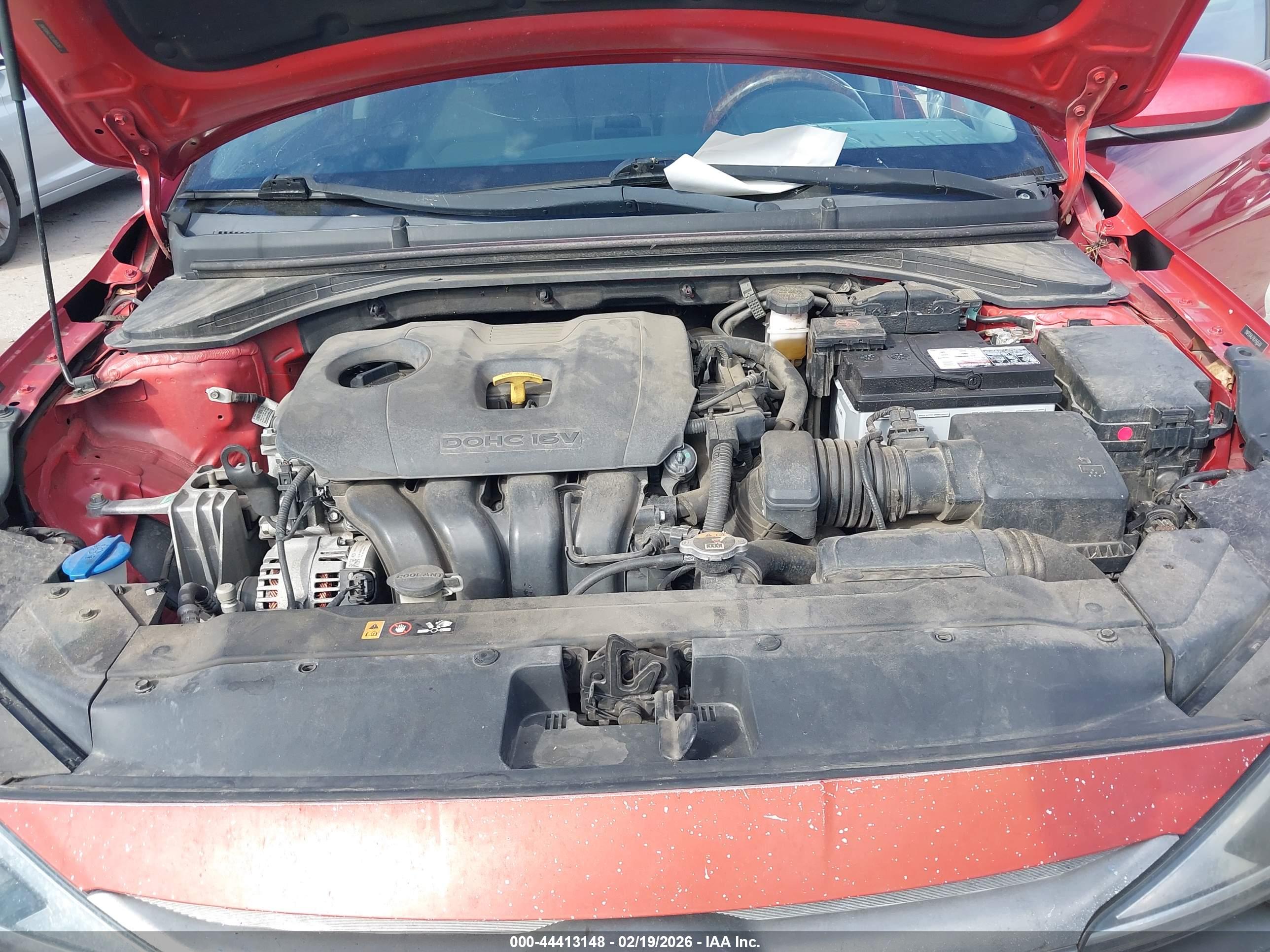 HYUNDAI ELANTRA image 10