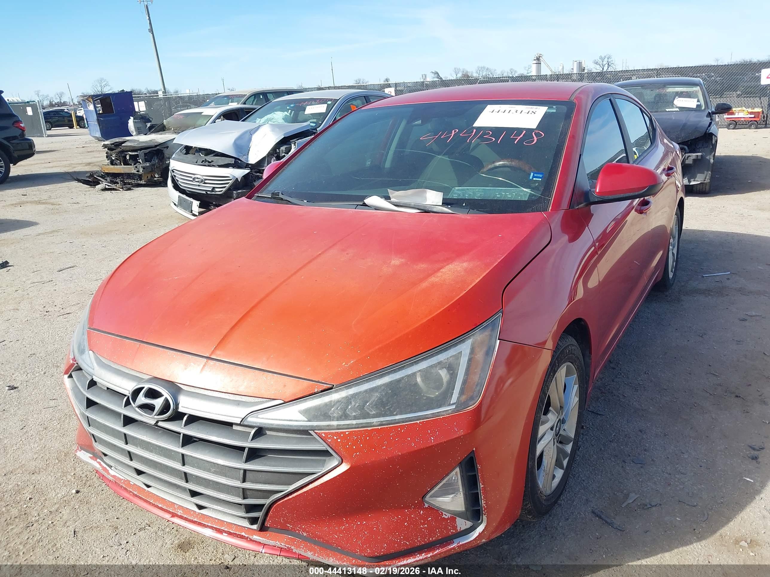 HYUNDAI ELANTRA image 2