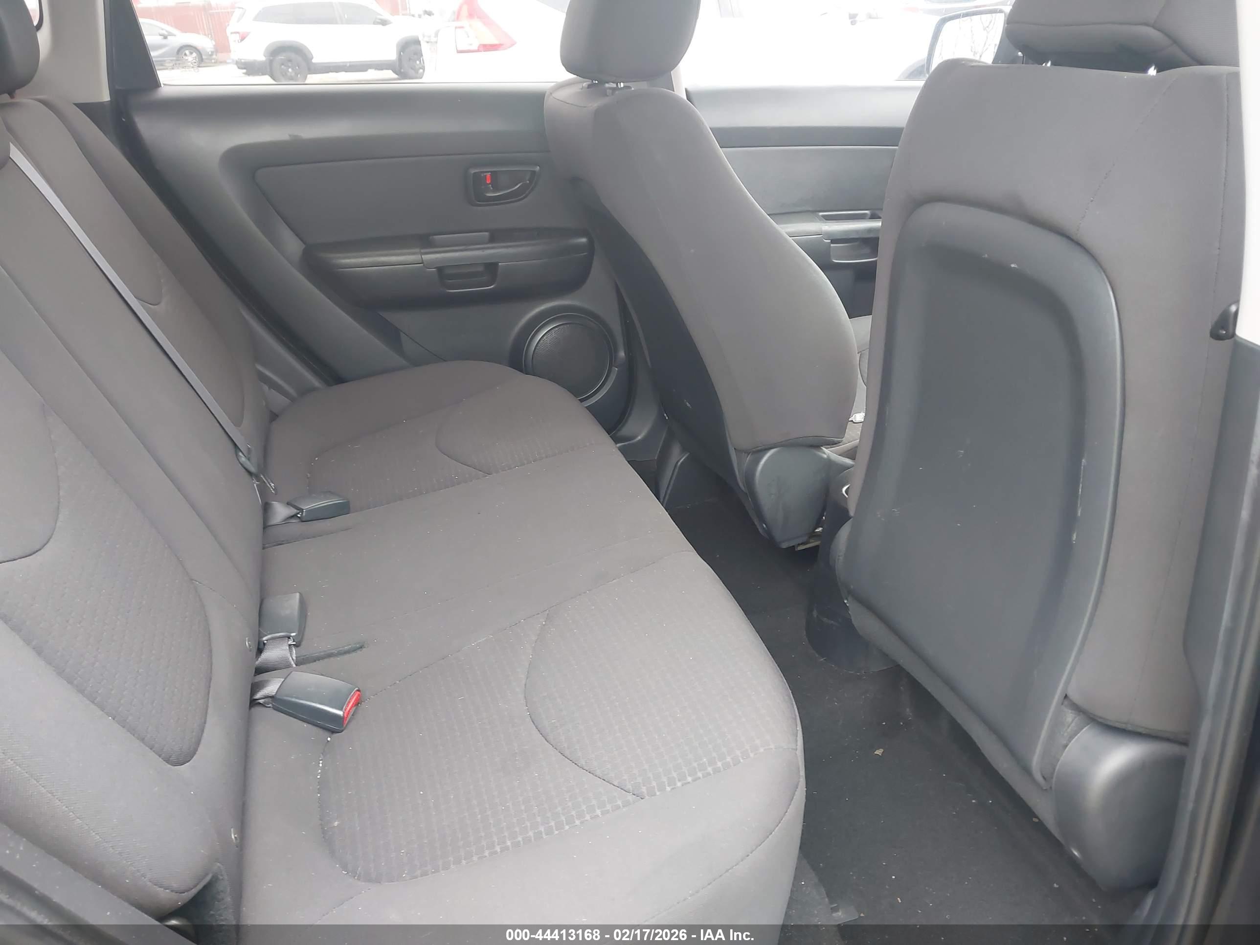KIA SOUL image 8