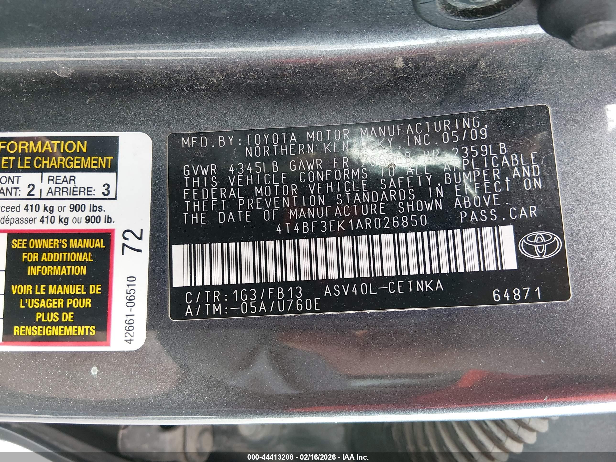 TOYOTA CAMRY image 9