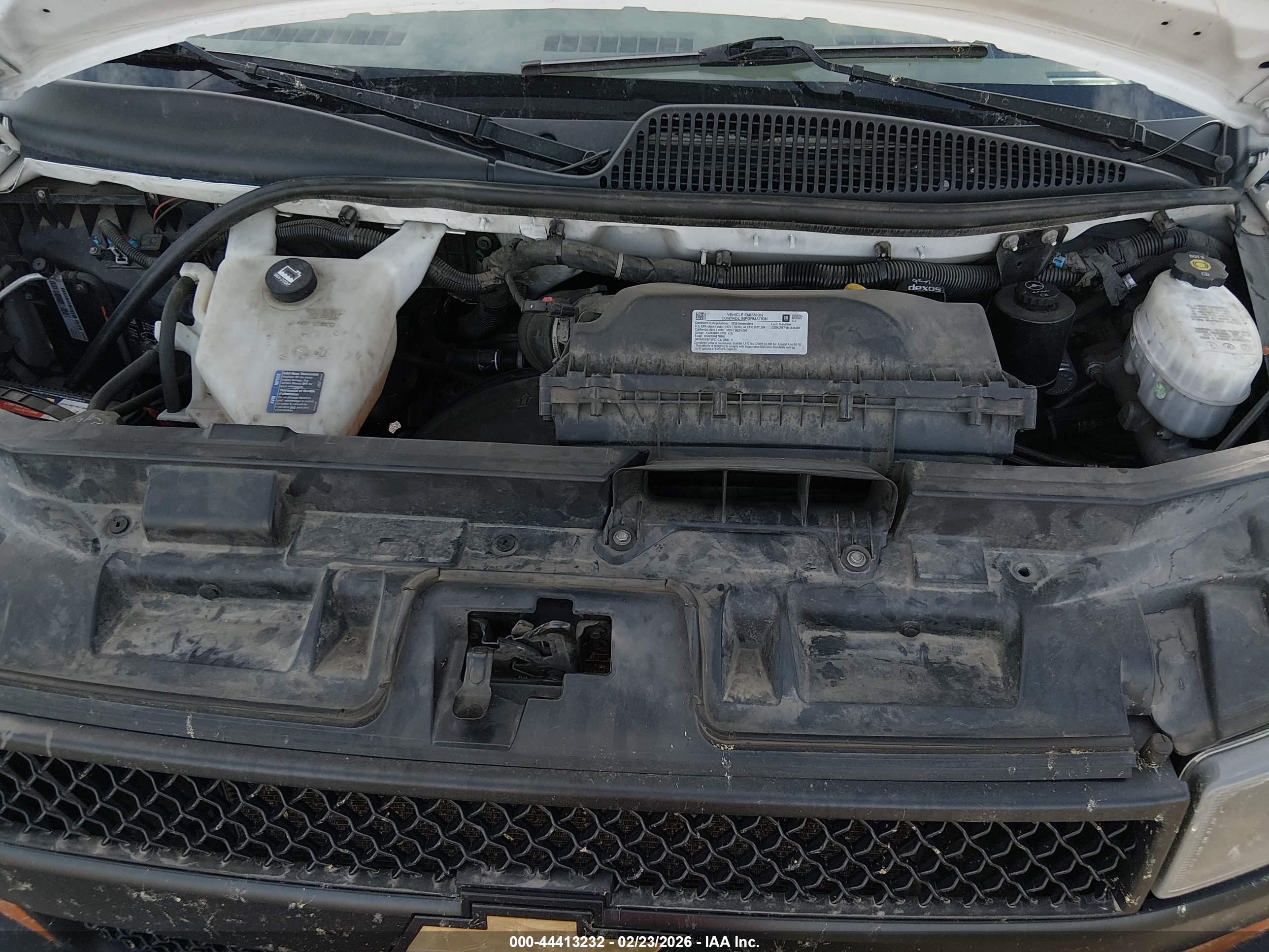 CHEVROLET EXPRESS image 10