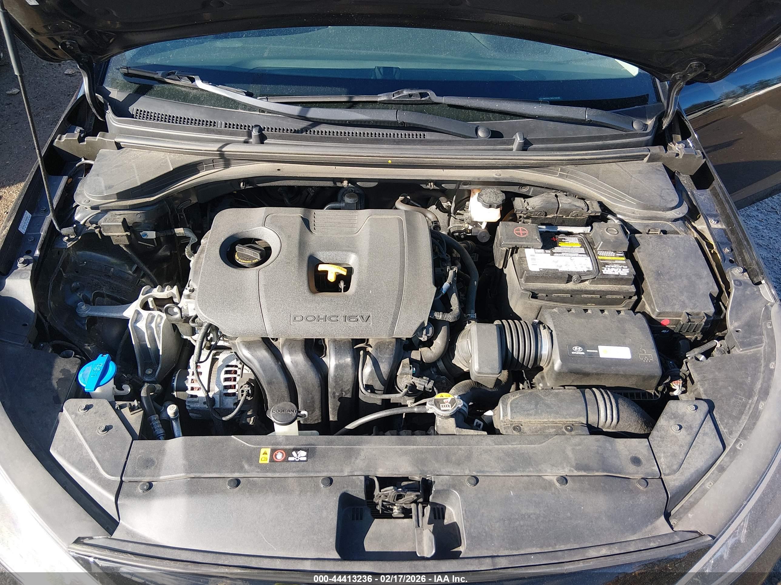 HYUNDAI ELANTRA image 10