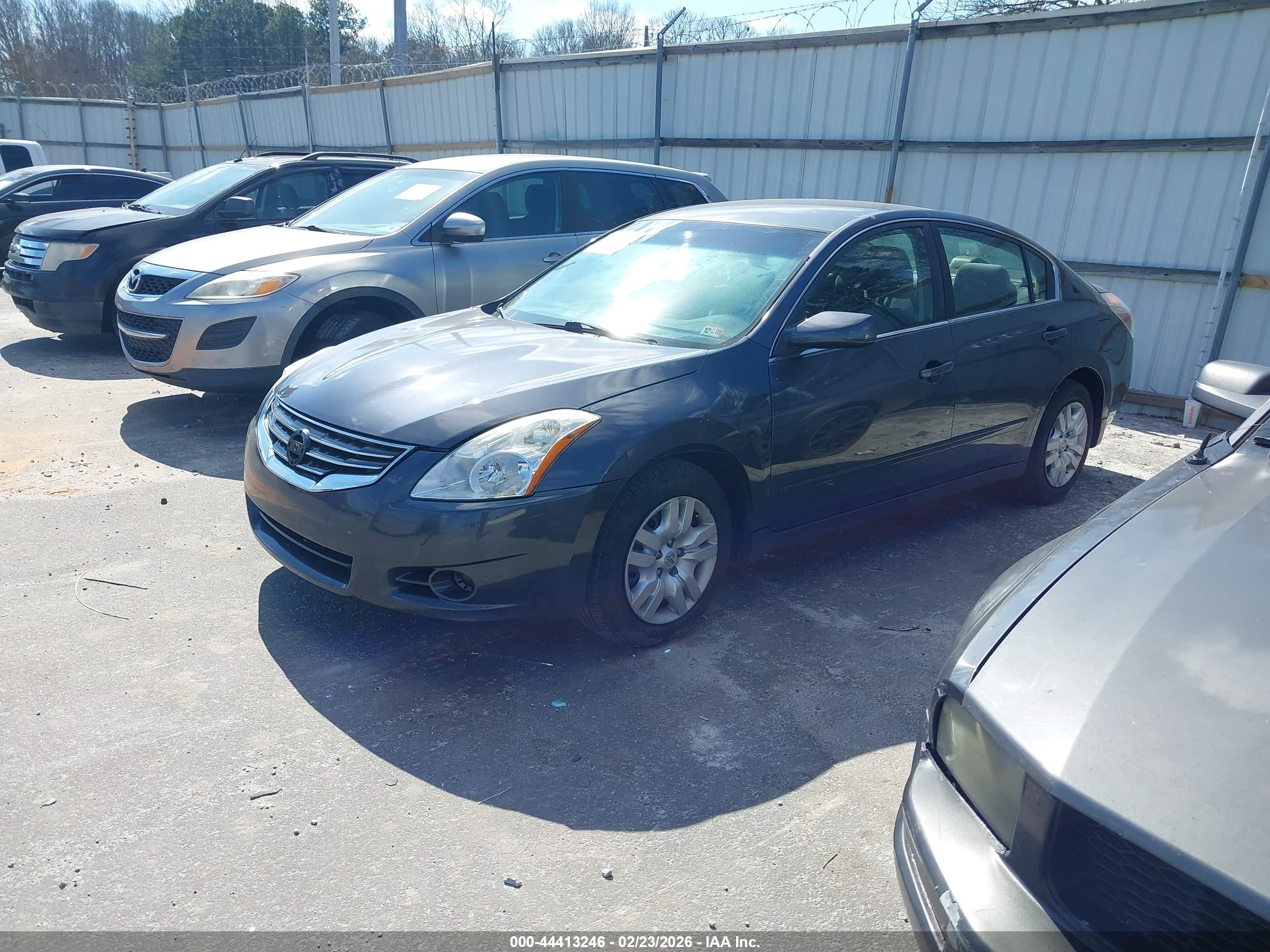 NISSAN ALTIMA image 2