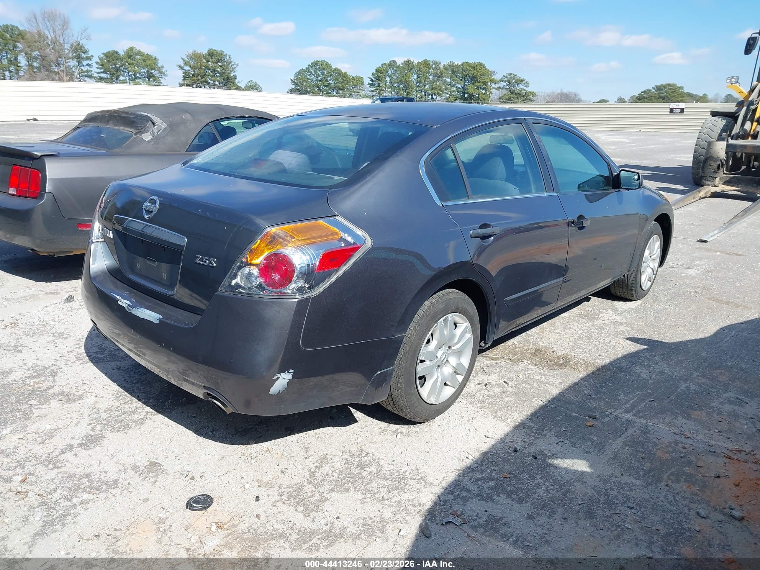 NISSAN ALTIMA image 4