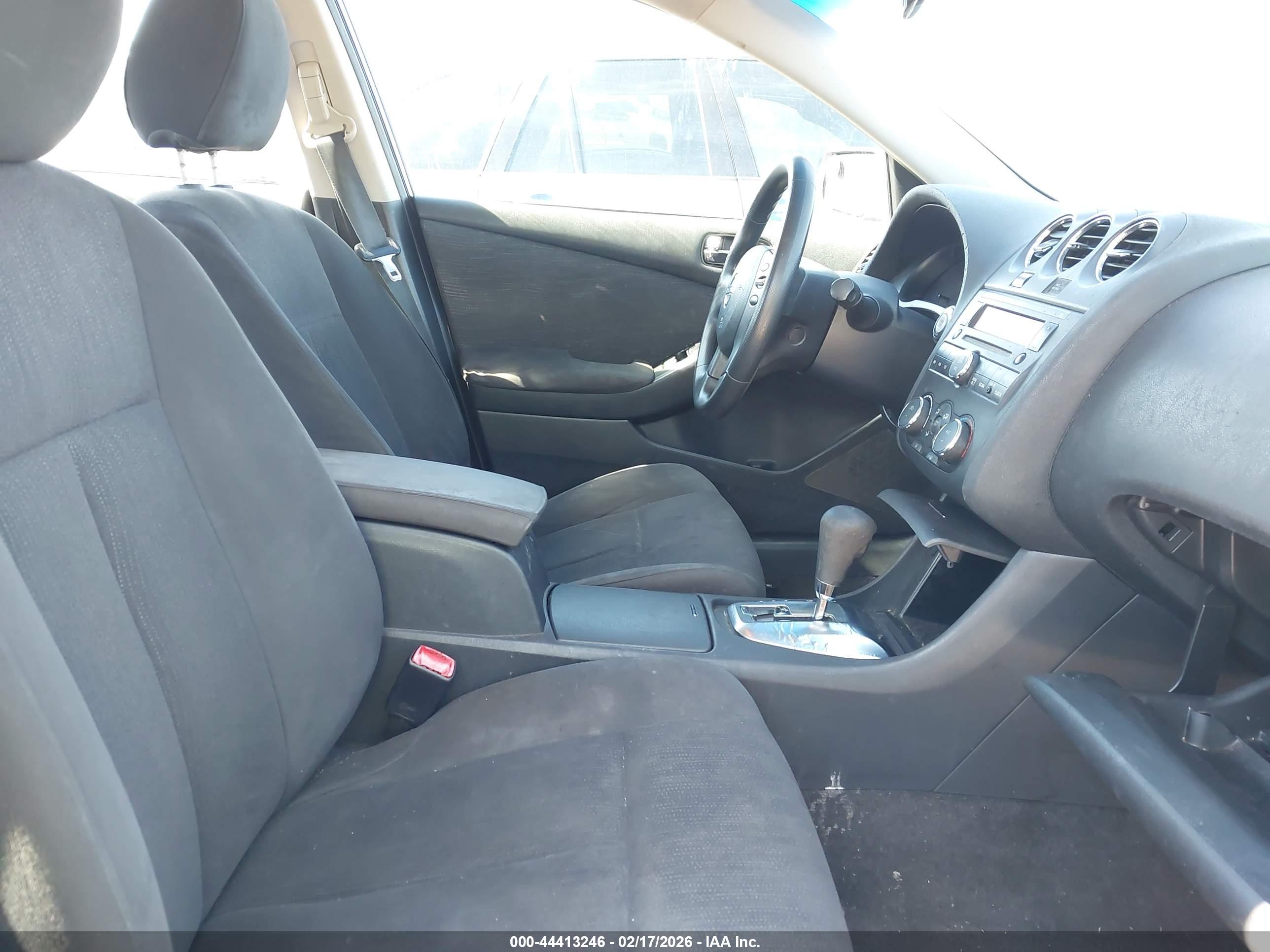 NISSAN ALTIMA image 5