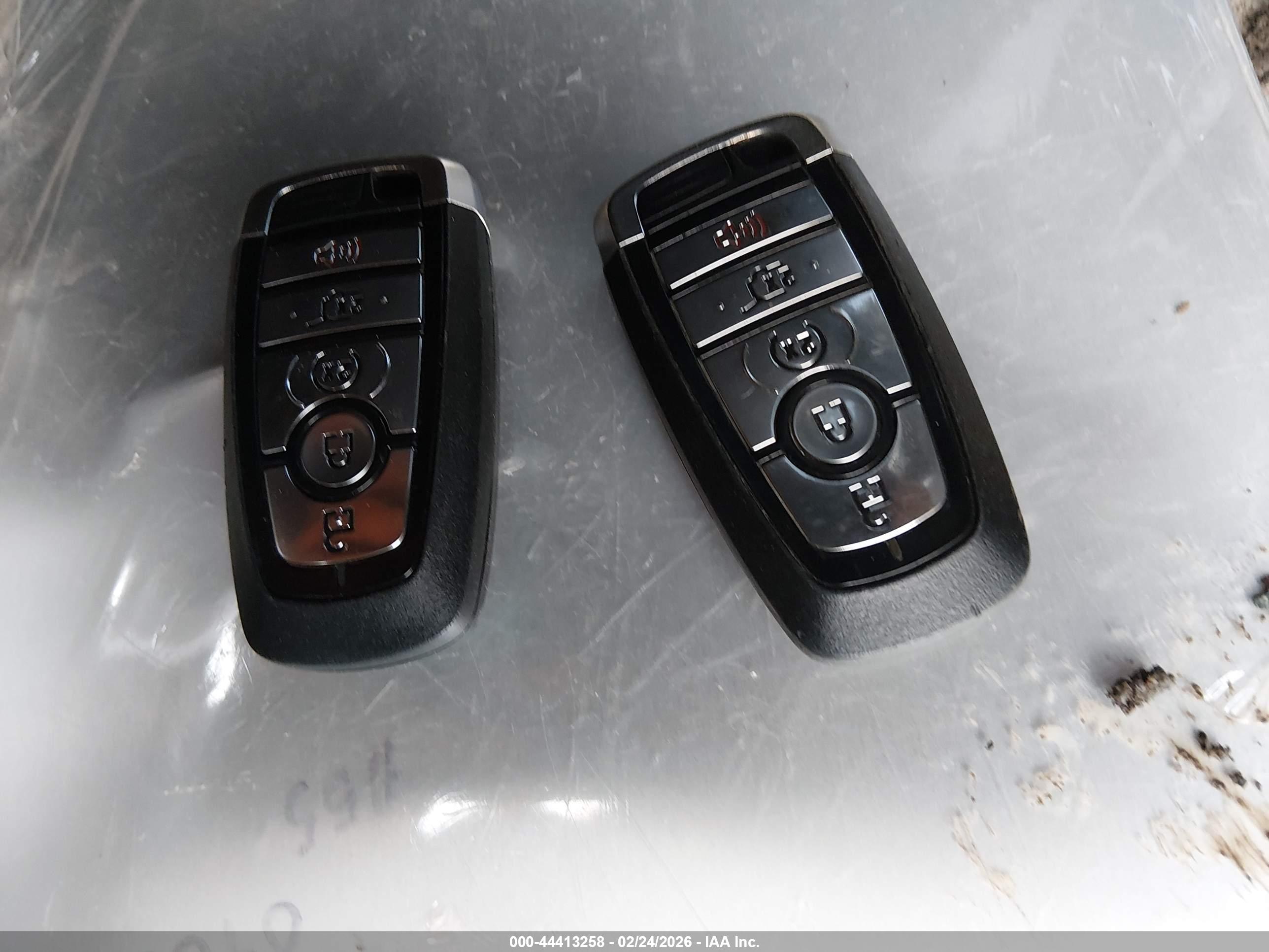 FORD ESCAPE image 11